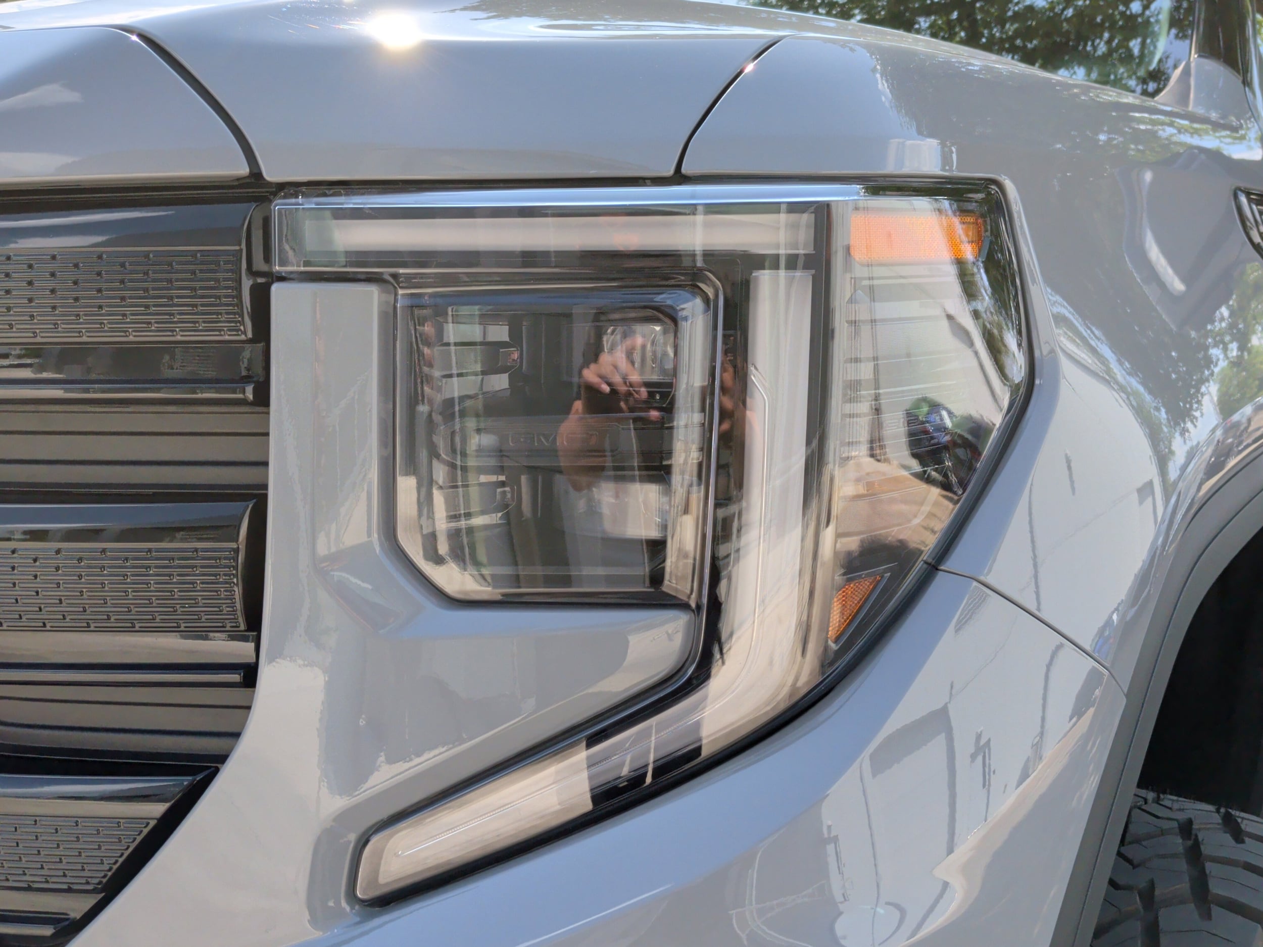 2024 GMC Sierra 1500 Elevation 4WD Crew Cab photo 4