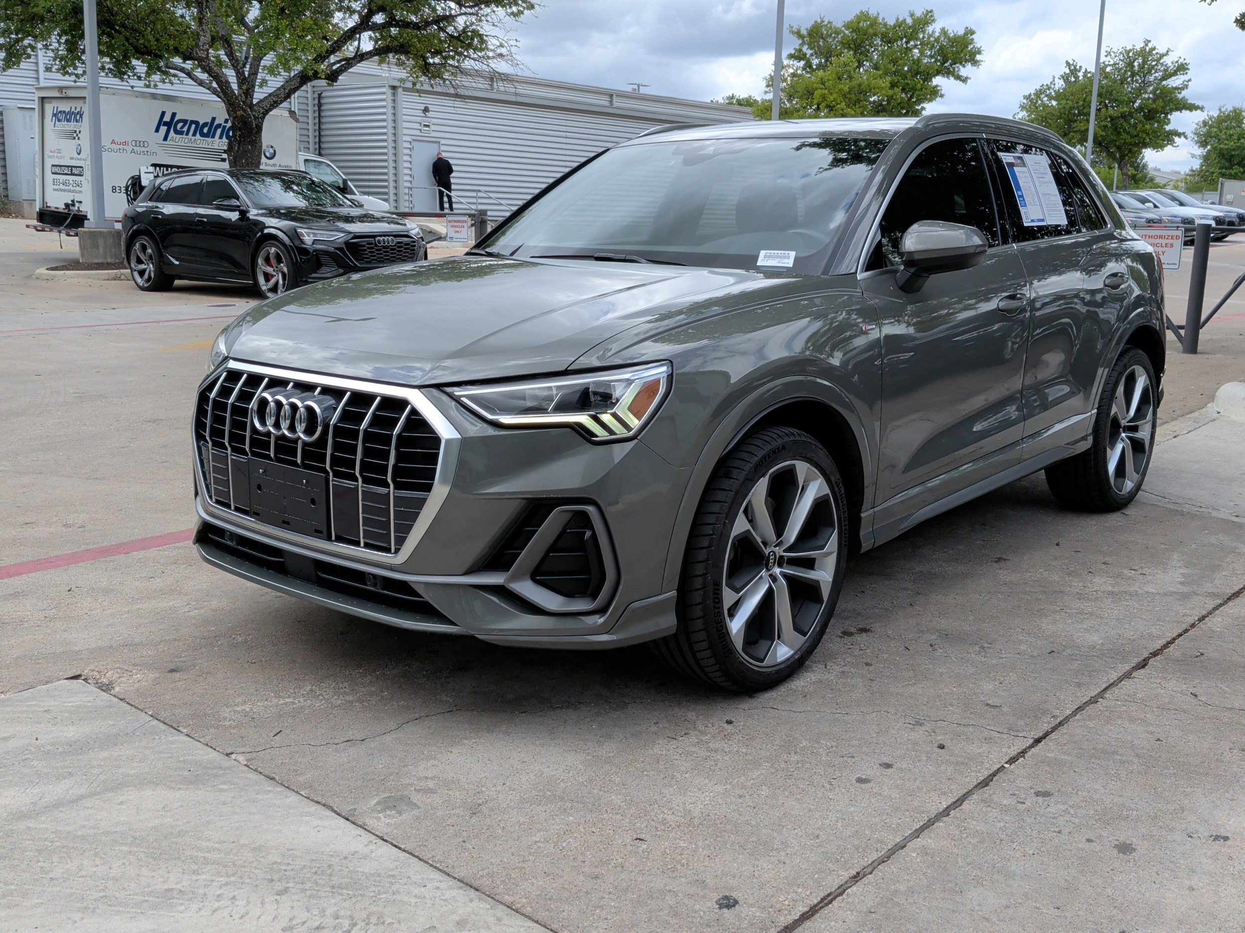 2020 Audi Q3 S line Premium Plus photo 4