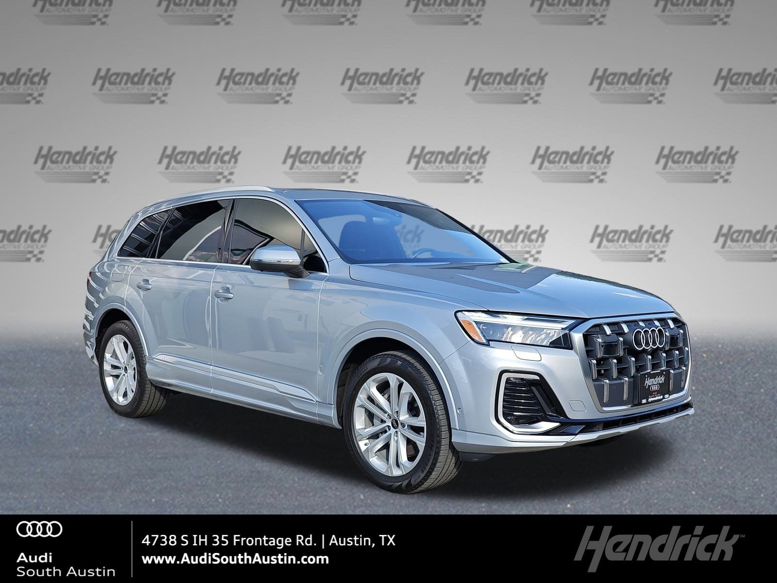 2025 Audi Q7 Premium's photo