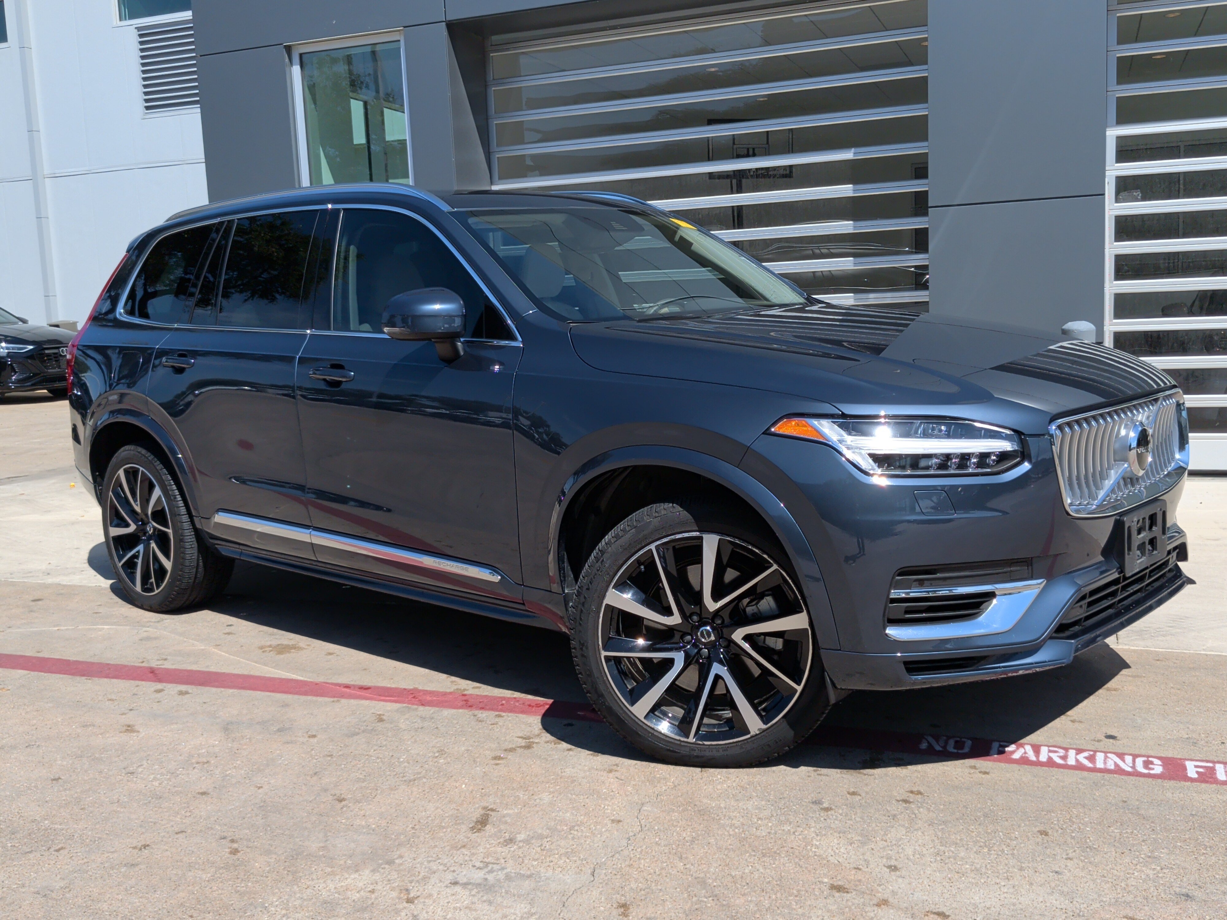 2022 Volvo XC90 Recharge Plug-In Hybrid Inscription Expression SUV
