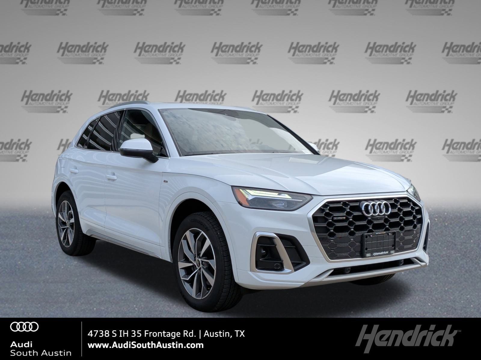 2025 Audi Q5 Premium Plus's photo