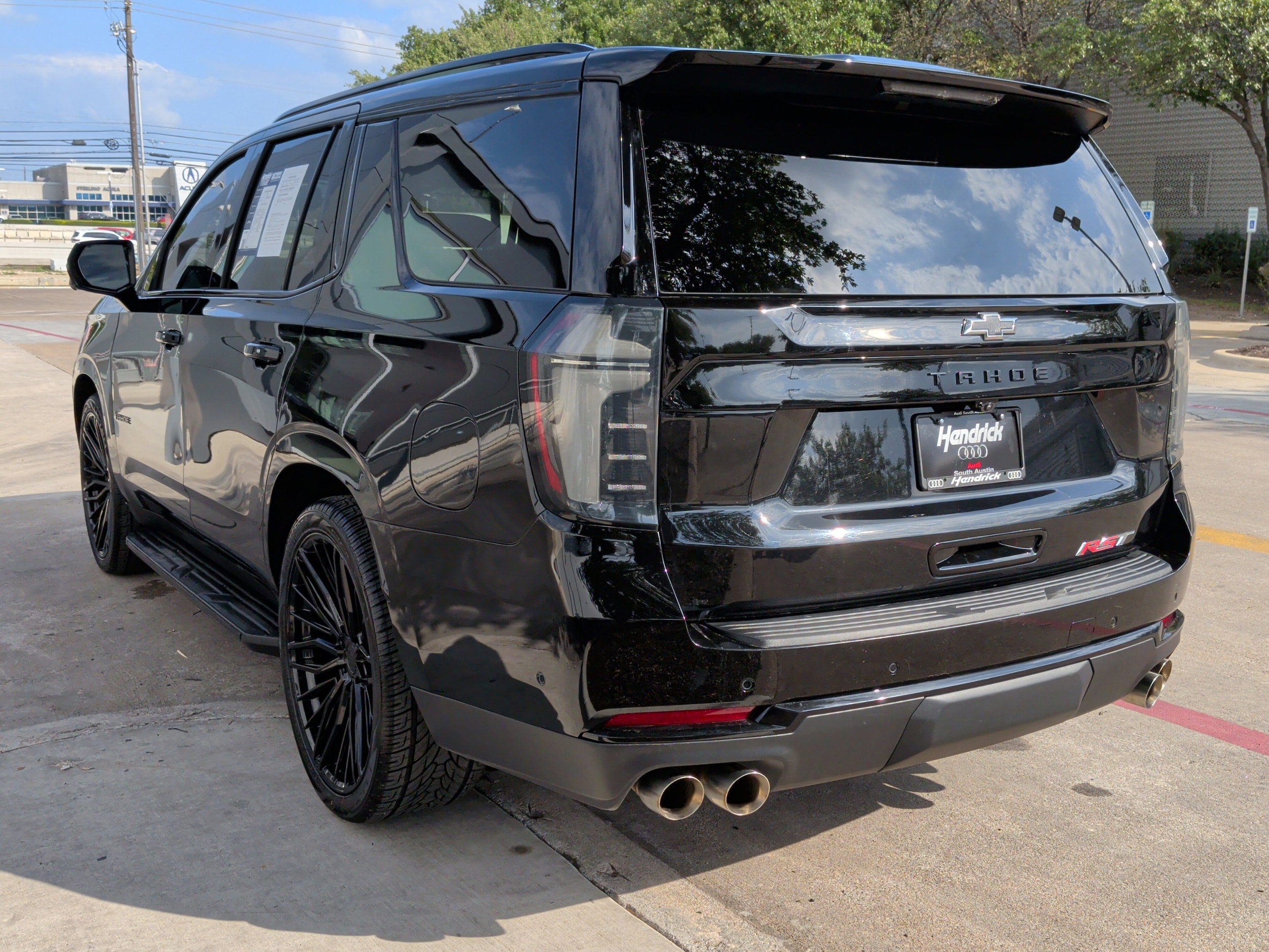 2025 Chevrolet Tahoe RST photo 6