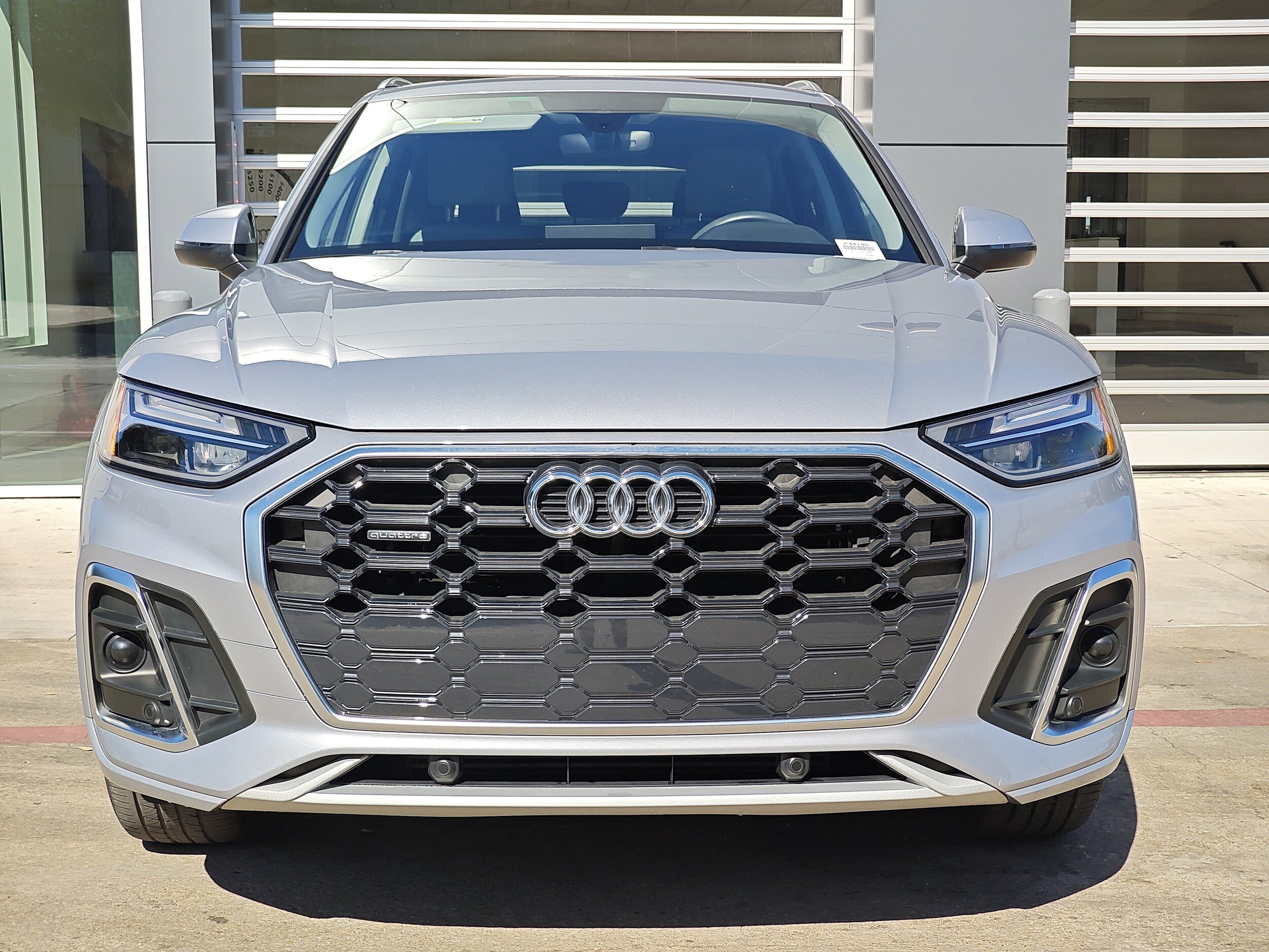 2022 Audi Q5 S line Premium photo 3