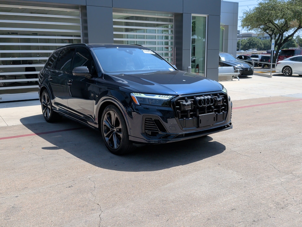 Certified 2025 Audi Q7 Prestige SUV