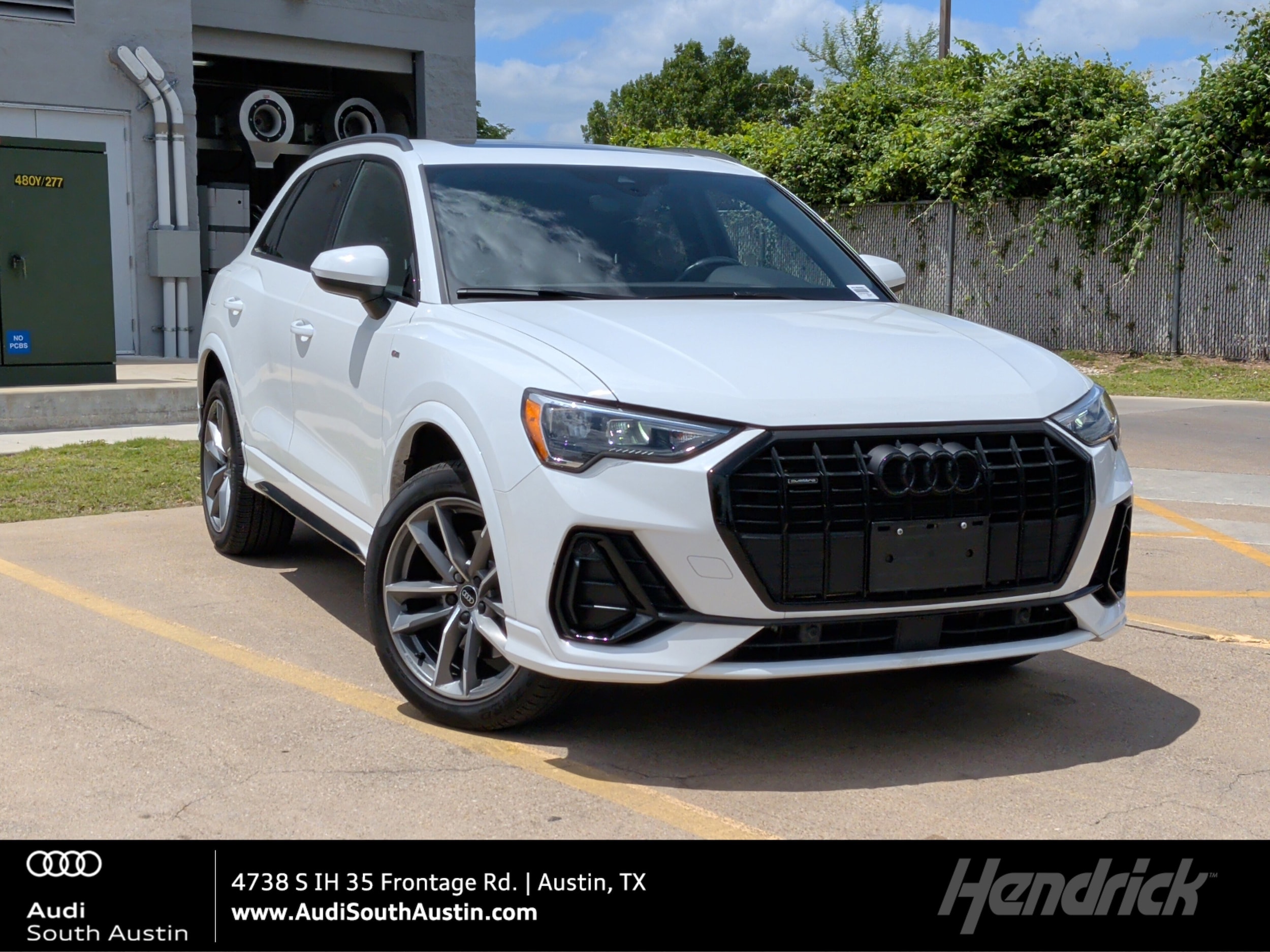 2022 Audi Q3 45 TFSI S Line Premium quattro's photo
