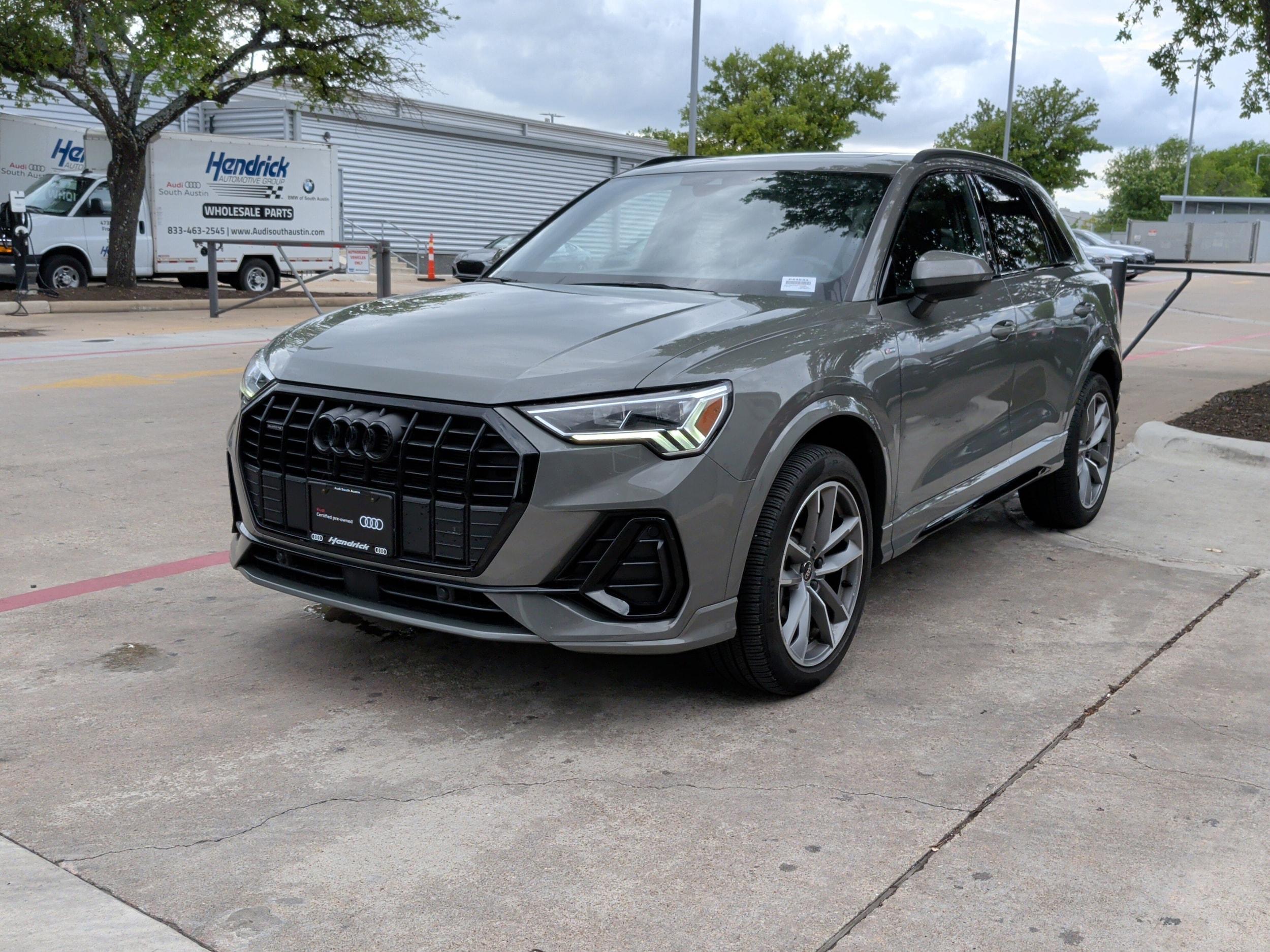 2023 Audi Q3 S line Premium photo 4