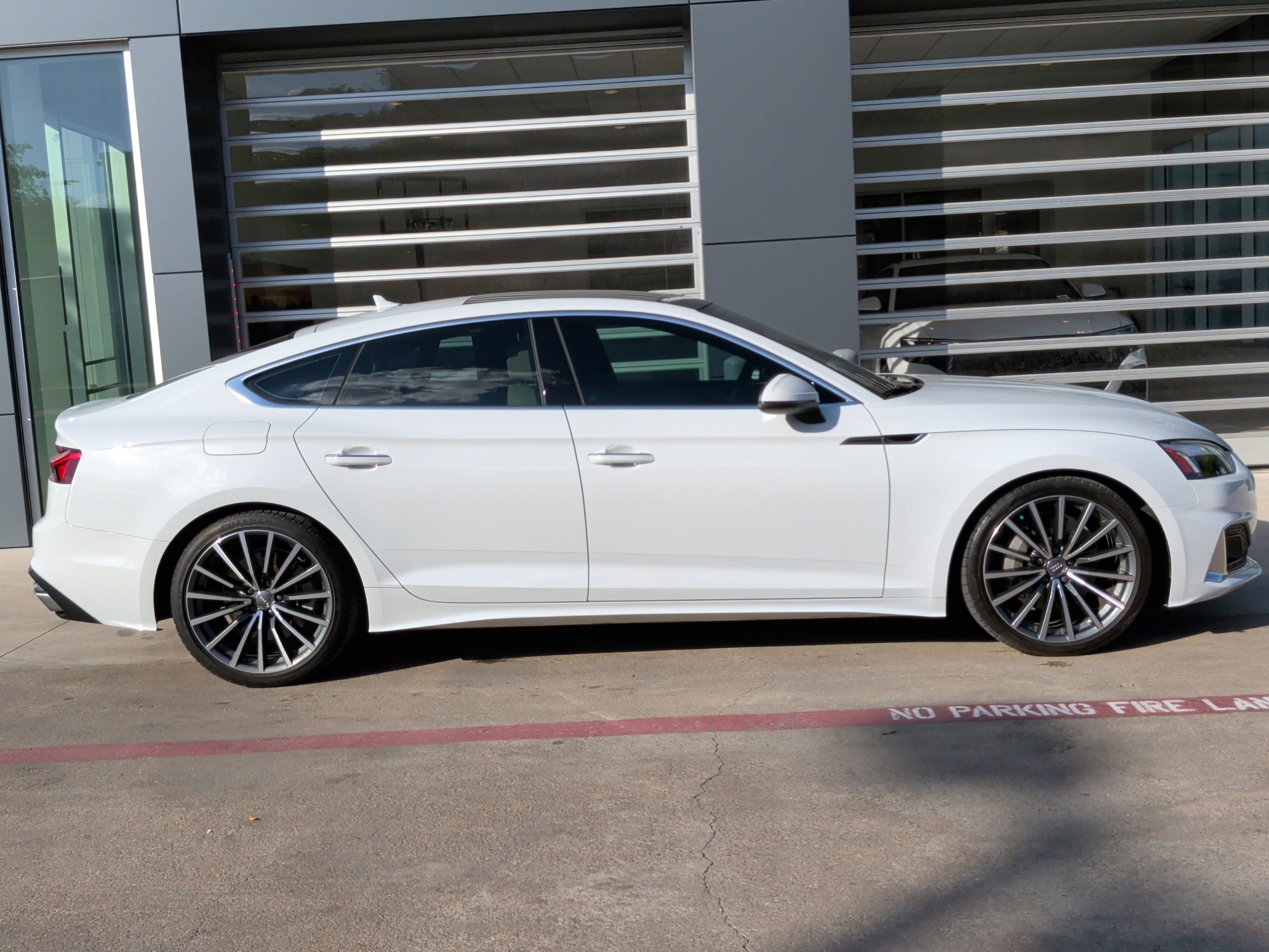 2020 Audi A5 Sportback Premium Plus photo 5