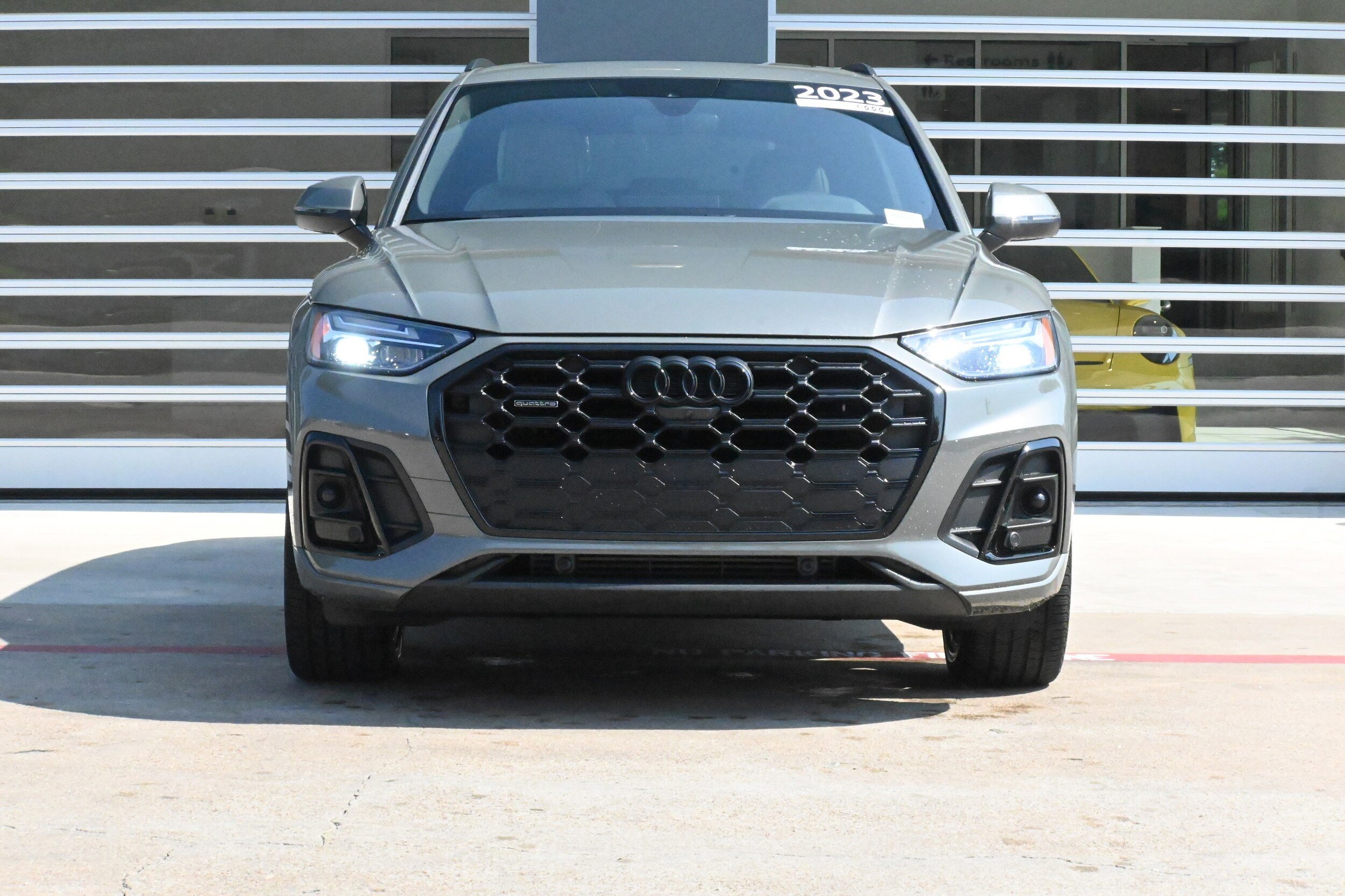 2023 Audi Q5 S line Premium Plus photo 3