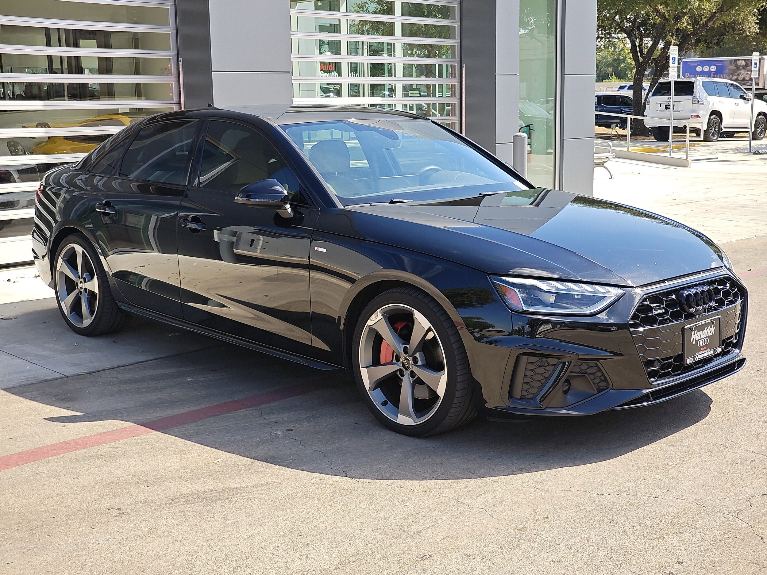 2024 Audi A4 S line Premium Plus photo 2