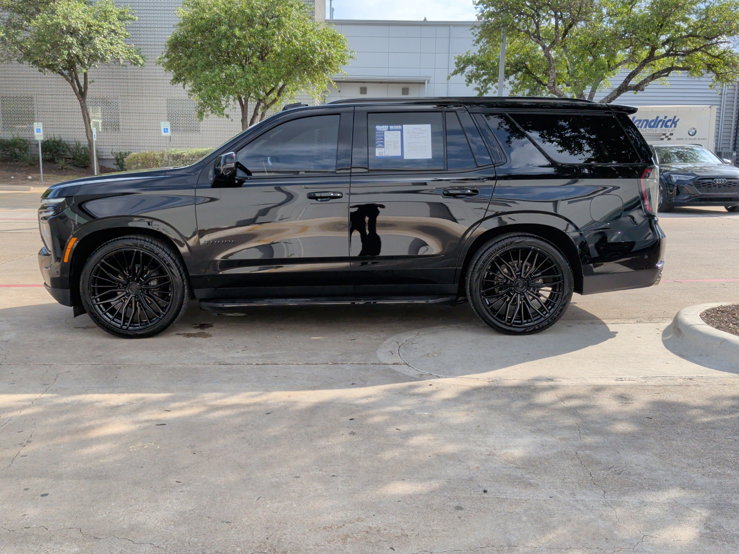 2025 Chevrolet Tahoe RST photo 5