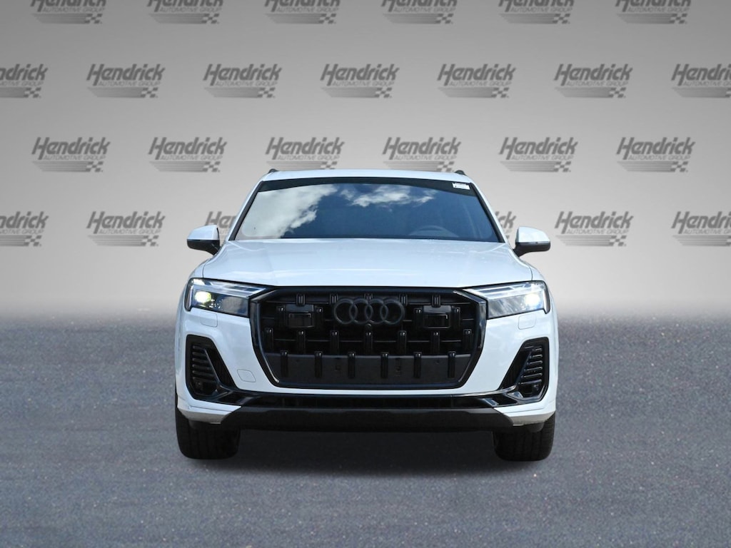 New 2025 Audi Q7 55 Premium Plus SUV