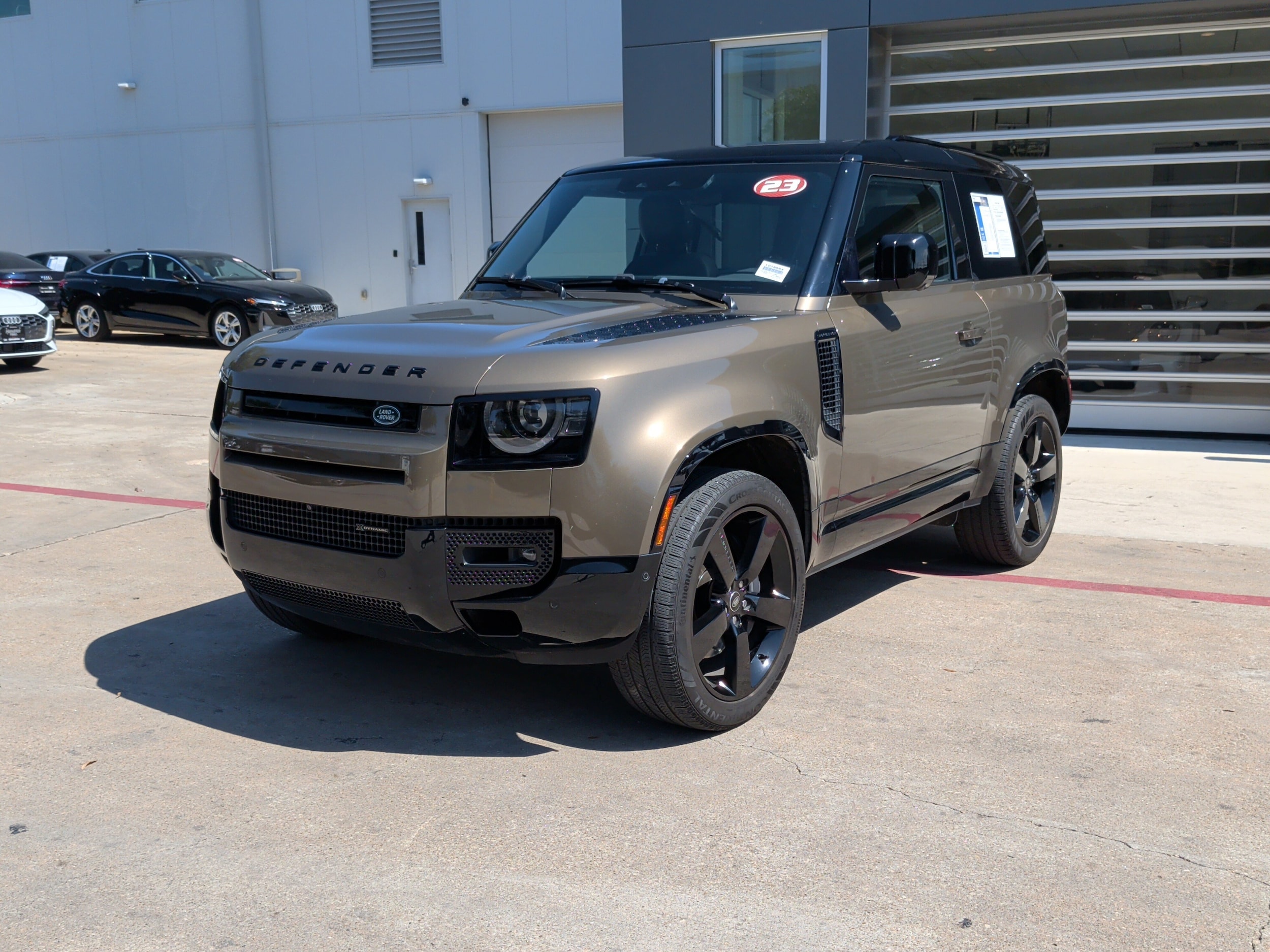 2023 Land Rover Defender X-Dynamic SE