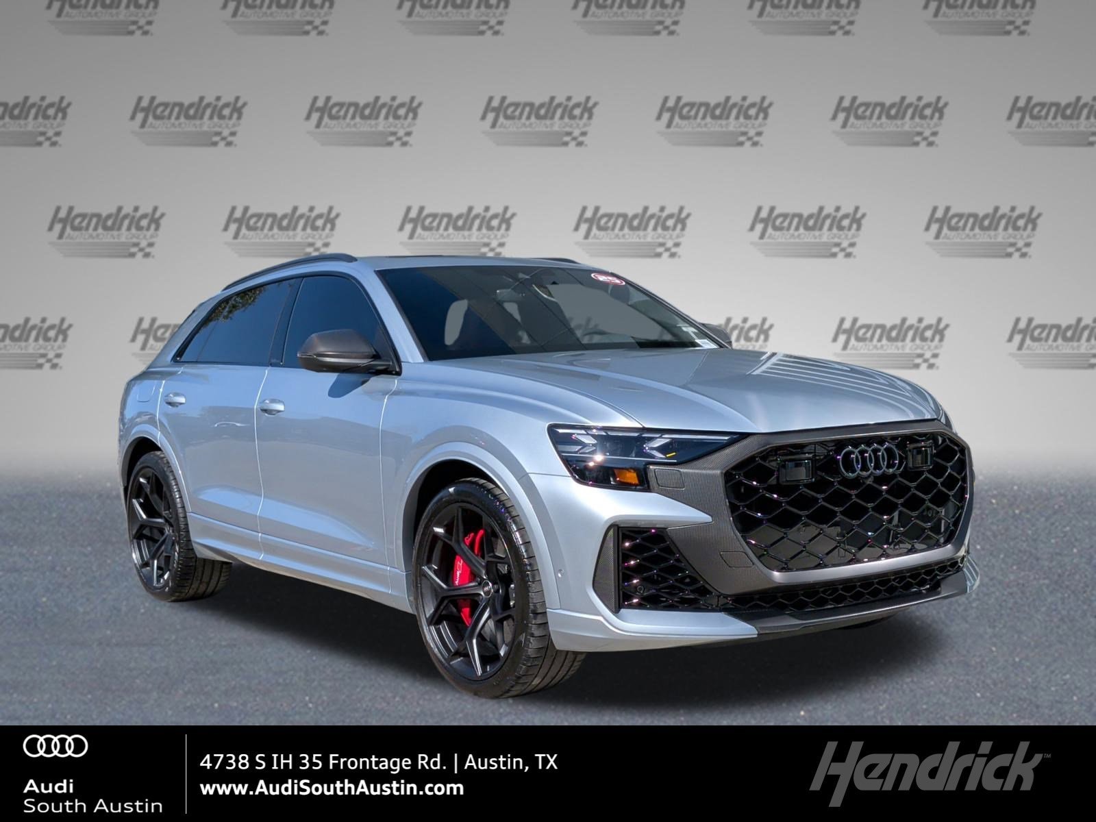 2025 Audi RS Q8 Base