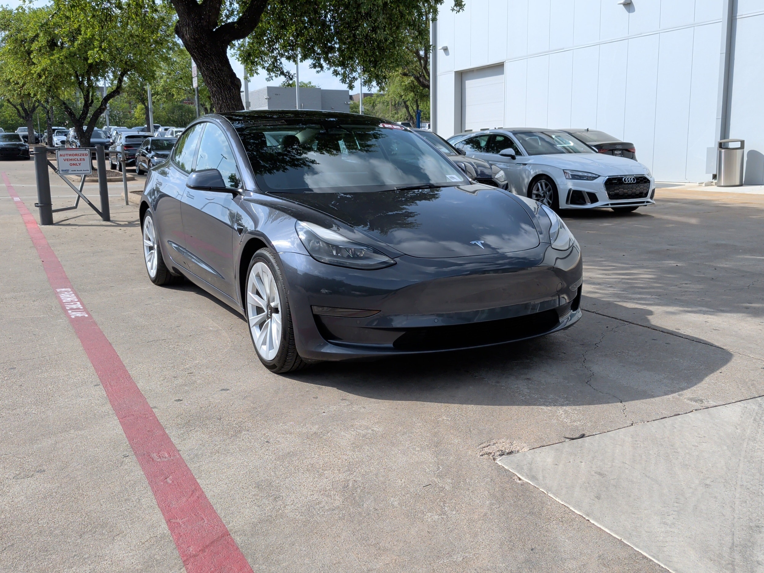 Used 2022 Tesla Model 3 Base with VIN 5YJ3E1EA6NF338517 for sale in Austin, TX