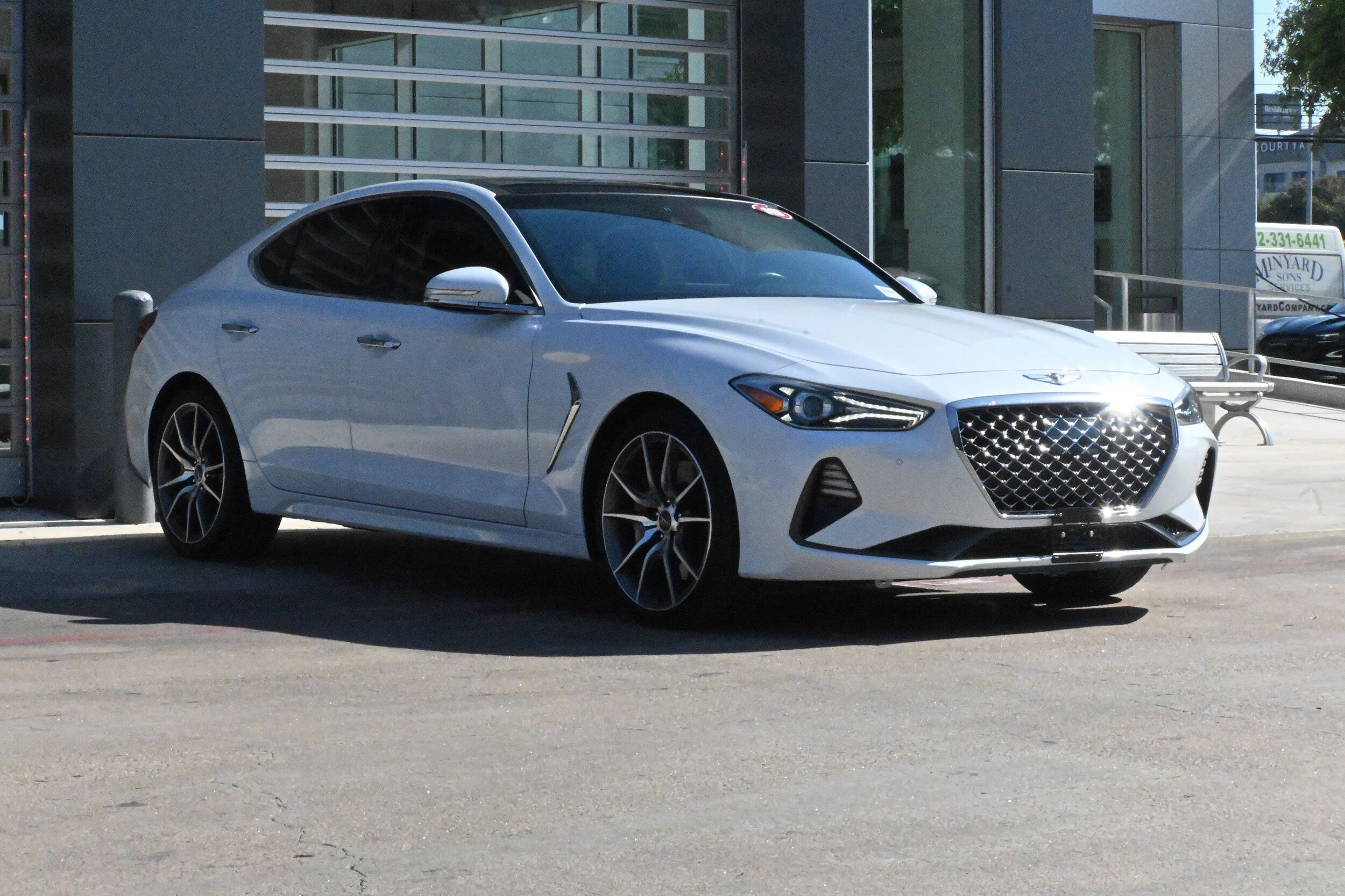 2019 Genesis G70 3.3T Advanced photo 2