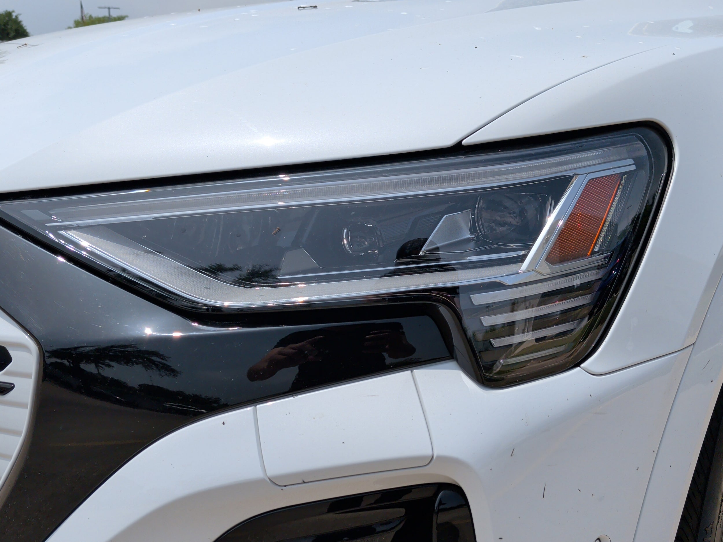 2024 Audi Q8 e-tron Prestige photo 4