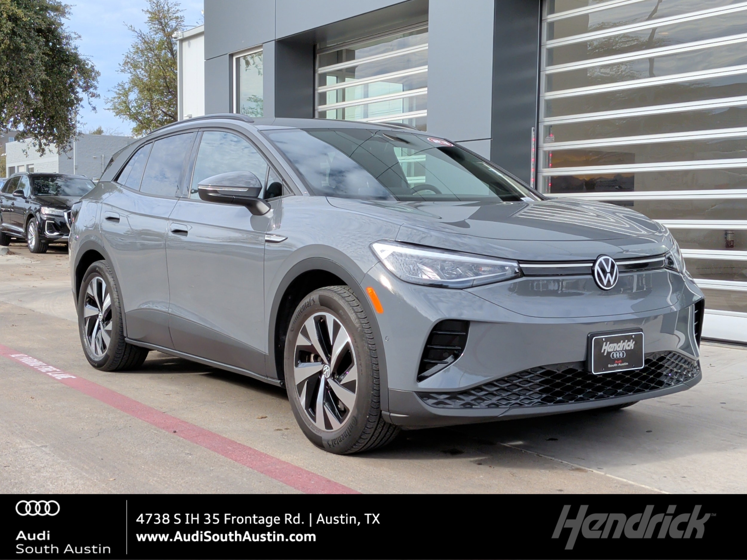 2023 Volkswagen ID.4 PRO's photo