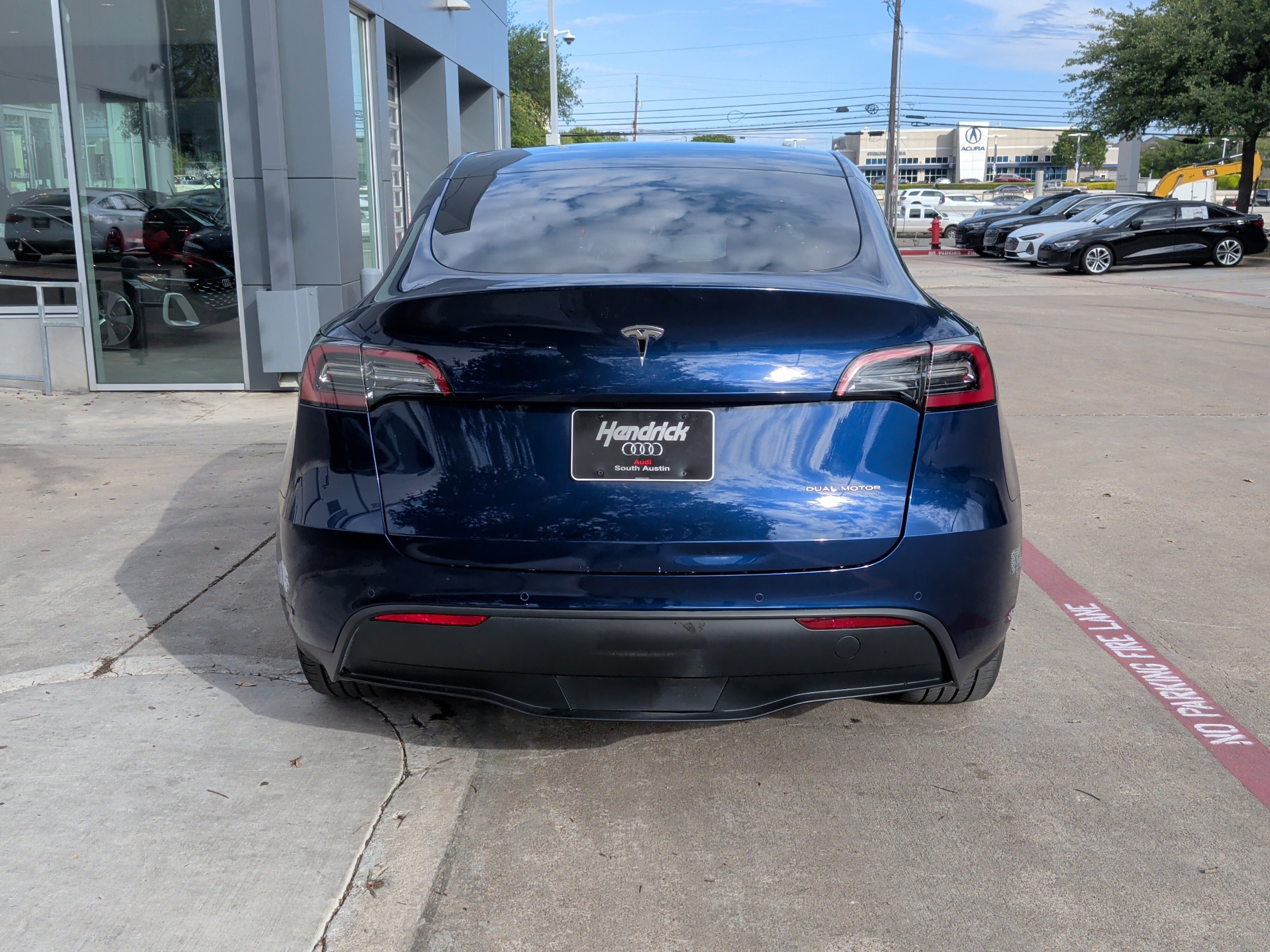 2022 Tesla Model Y Long Range photo 3
