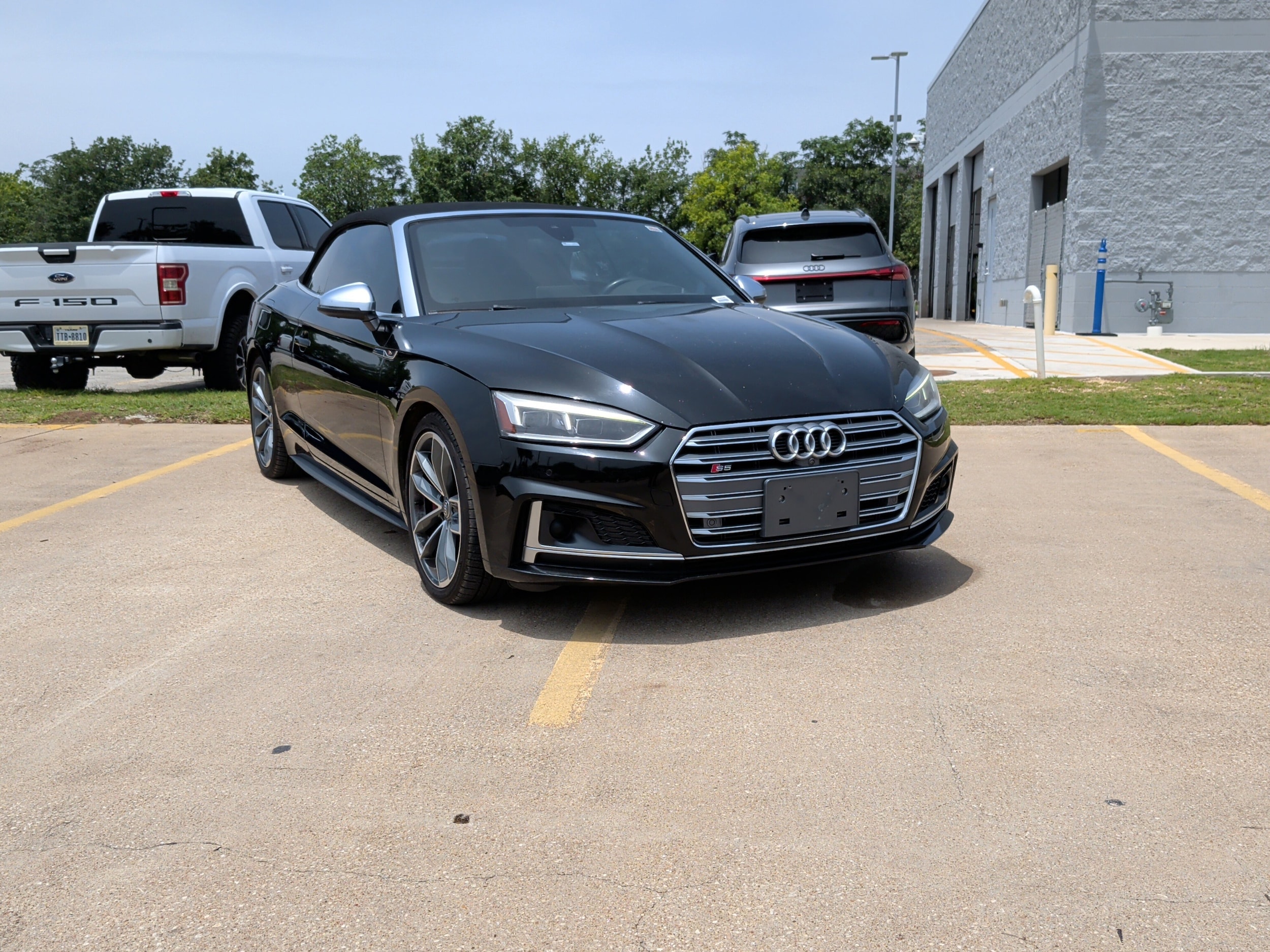 2018 Audi S5 Cabriolet Prestige photo 2