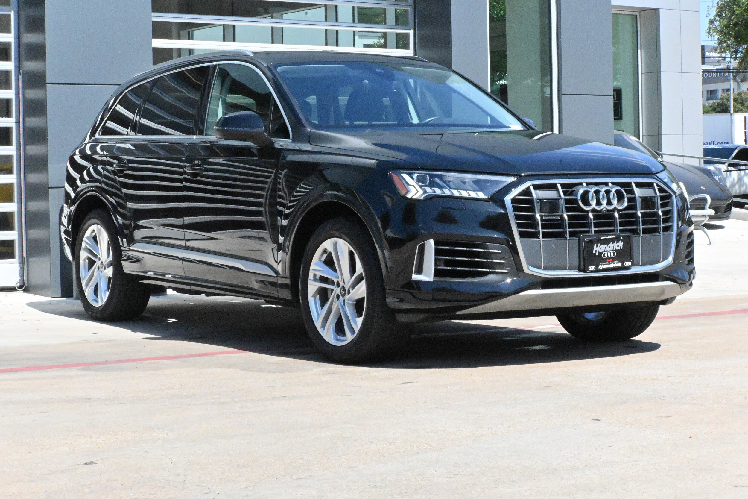 2024 Audi Q7 Premium Plus photo 2
