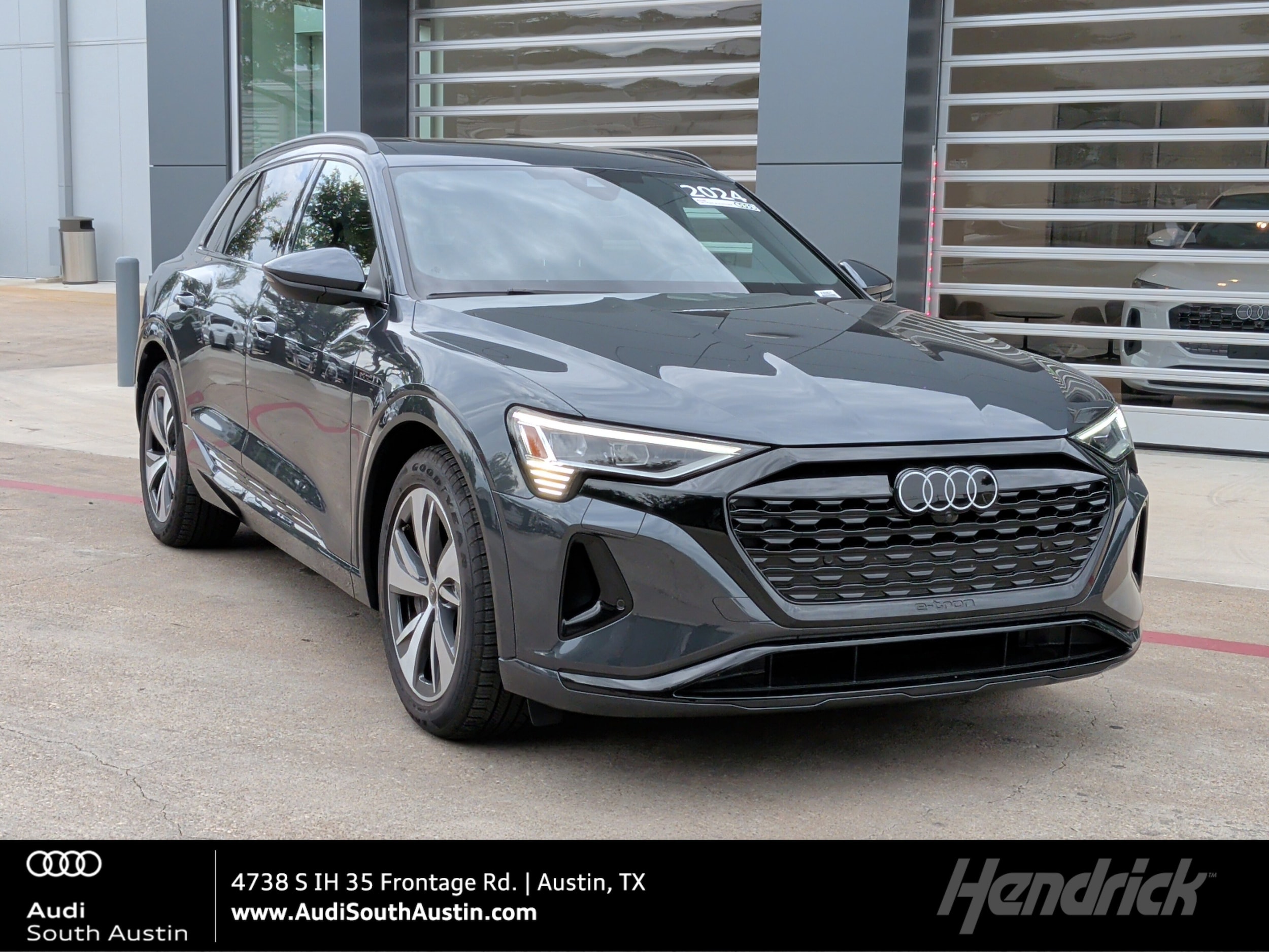 2024 Audi Q8 e-tron 55 114 kWh Premium quattro's photo