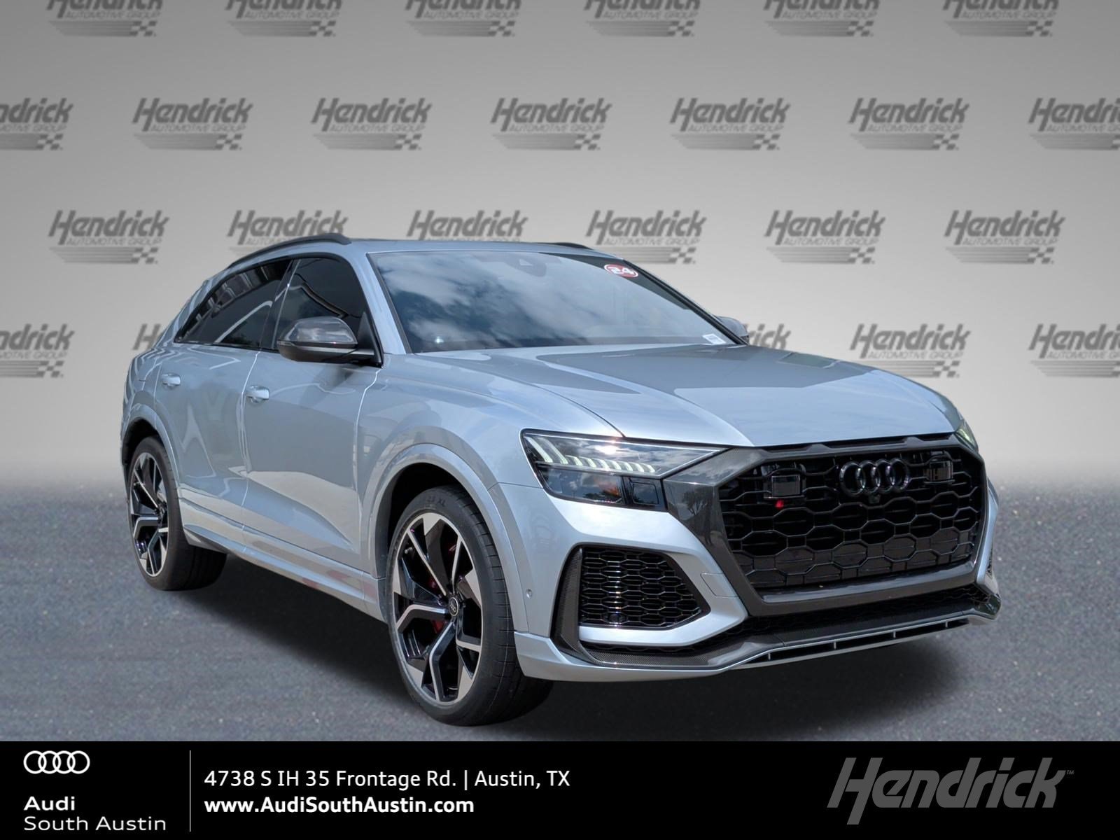 2024 Audi RS Q8 -'s photo