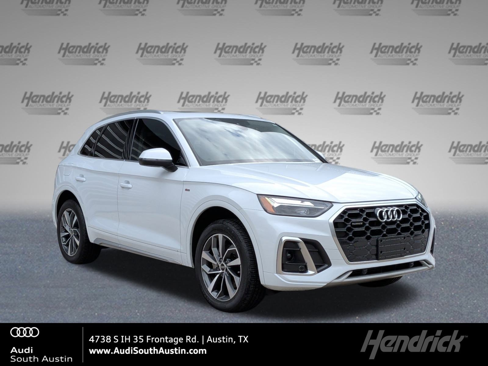 2023 Audi Q5 Premium's photo