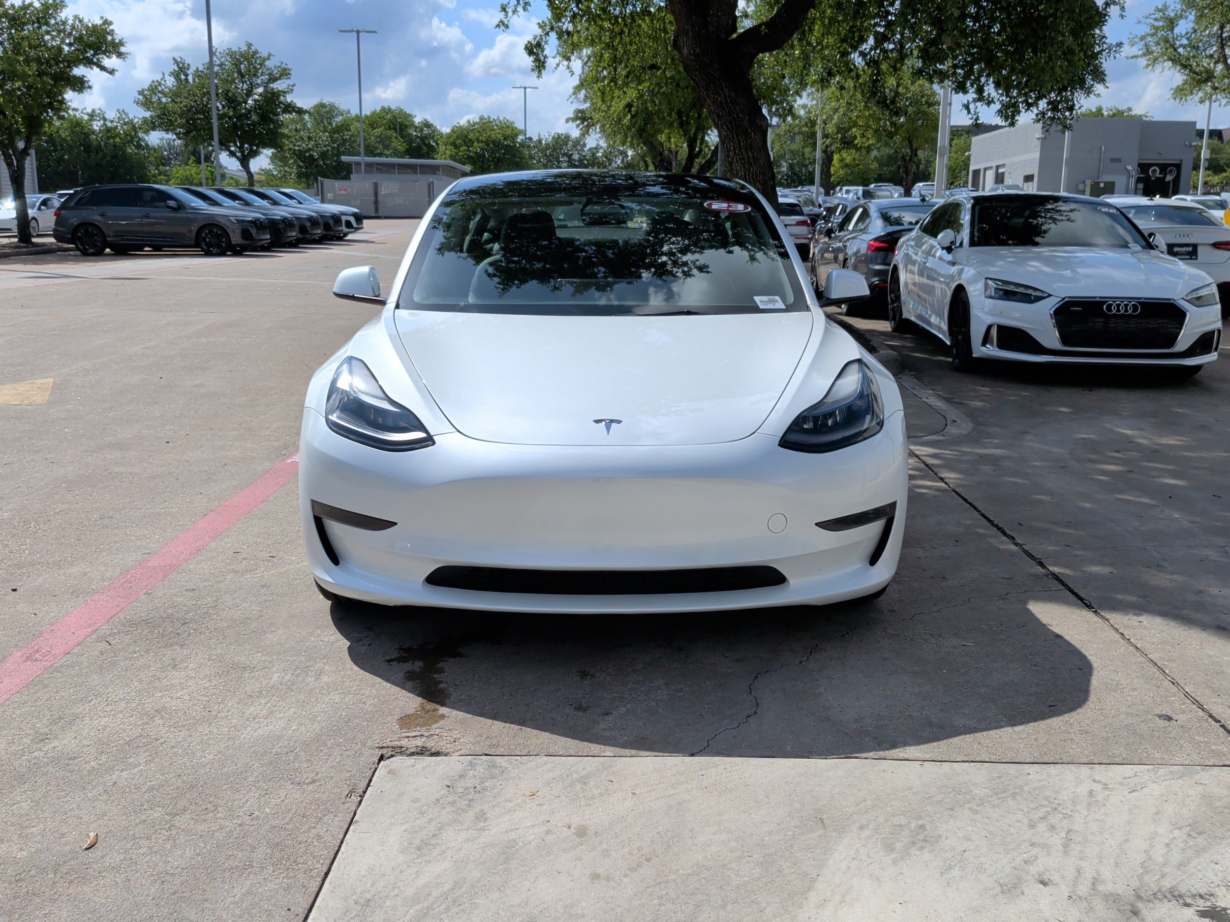 2023 Tesla Model 3 photo 2