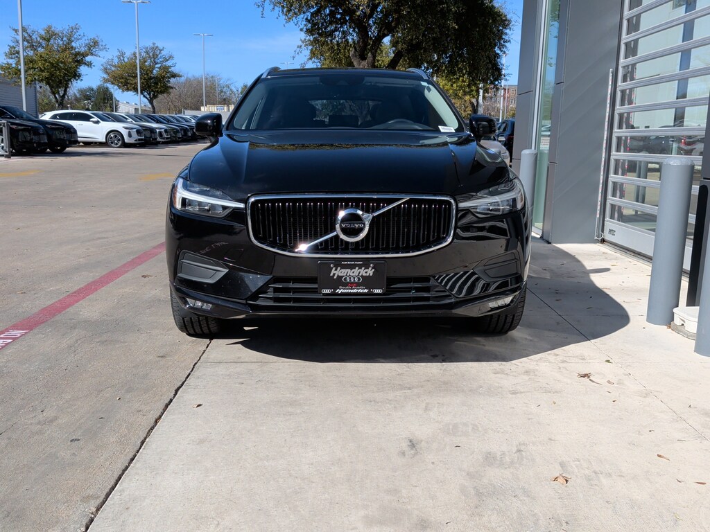 Used 2021 Volvo XC60 Momentum SUV