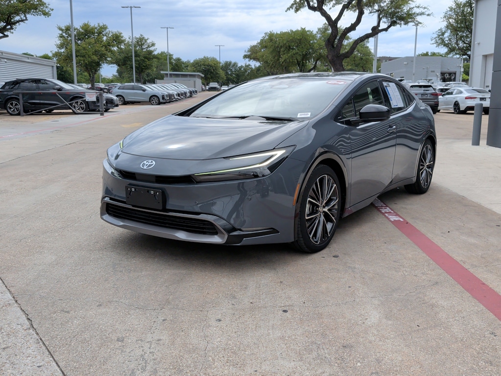 Used 2024 Toyota Prius XLE Hatchback