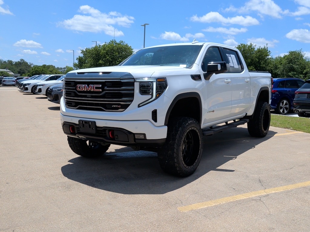 Used 2024 GMC Sierra 1500 AT4 4WD Crew Cab Pickup