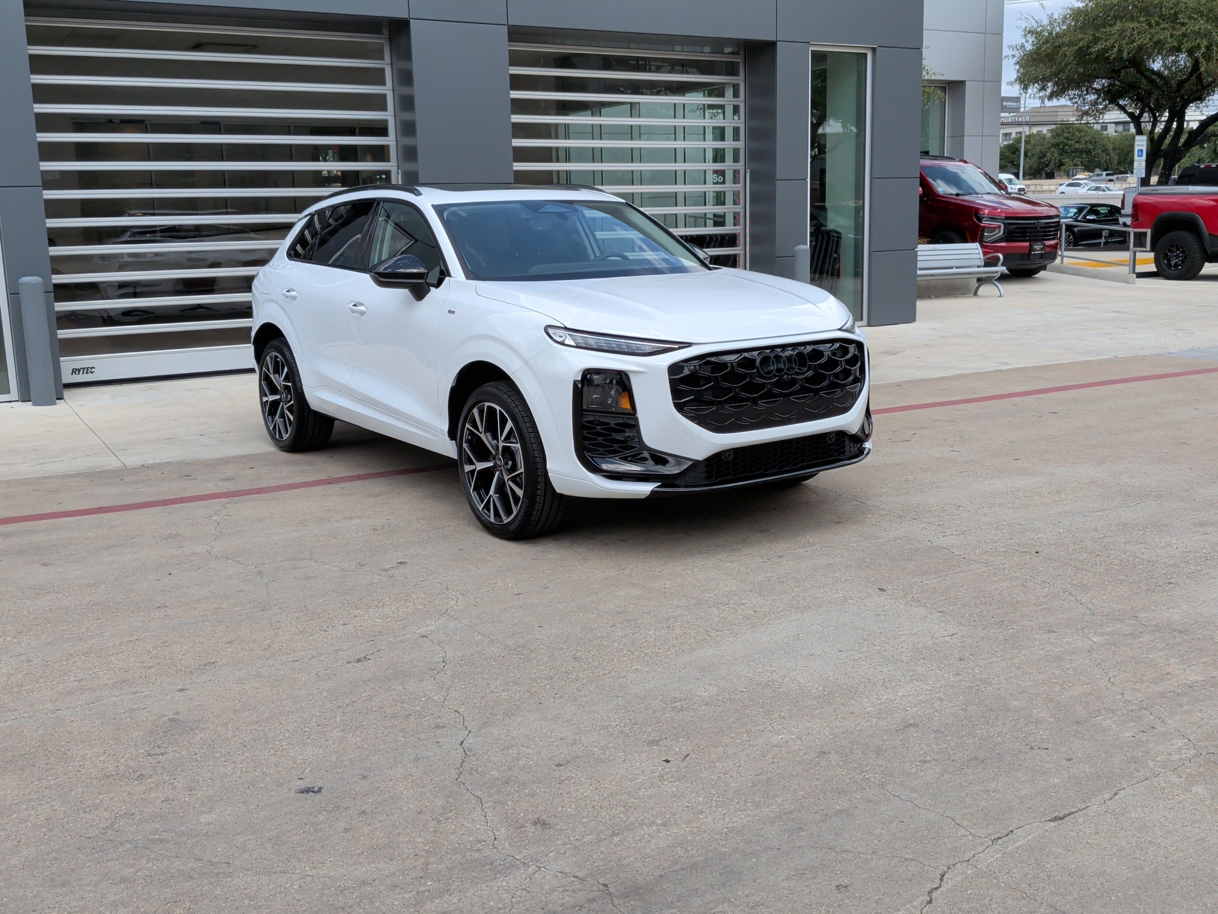 Audi Q3 S Line