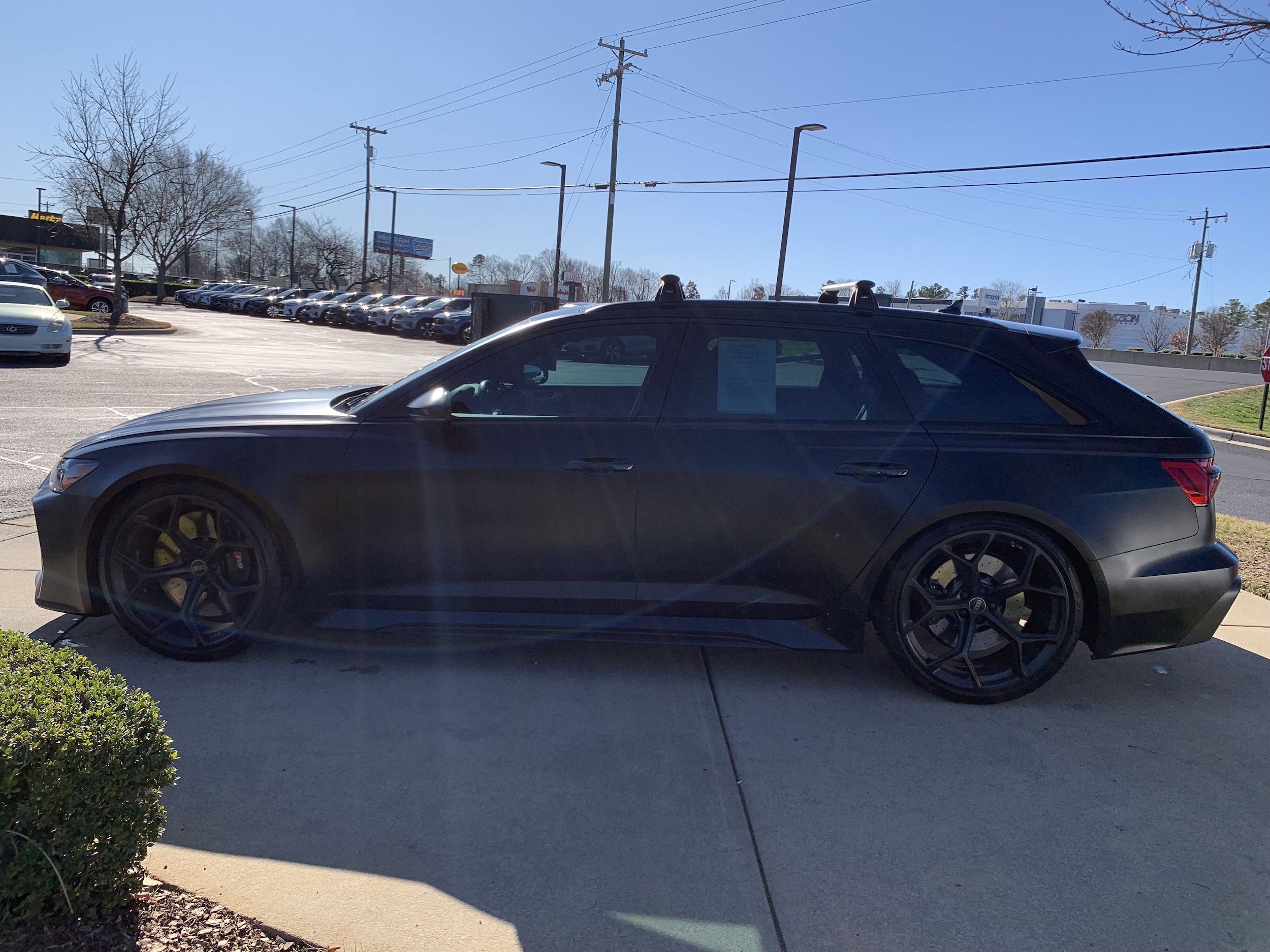 2024 Audi RS 6 Avant performance photo 5