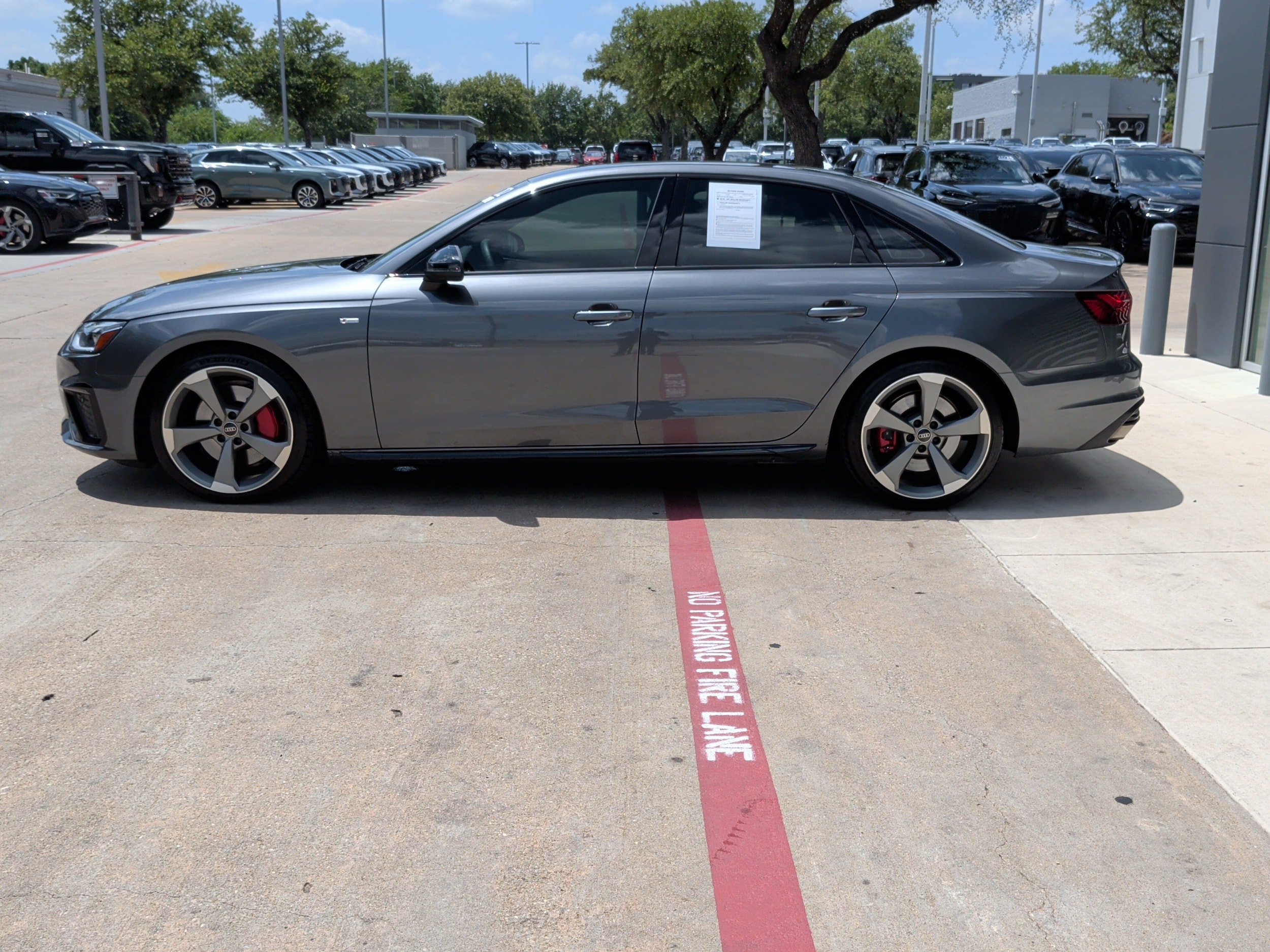 Audi A4 Sedan S Line Premium Plus