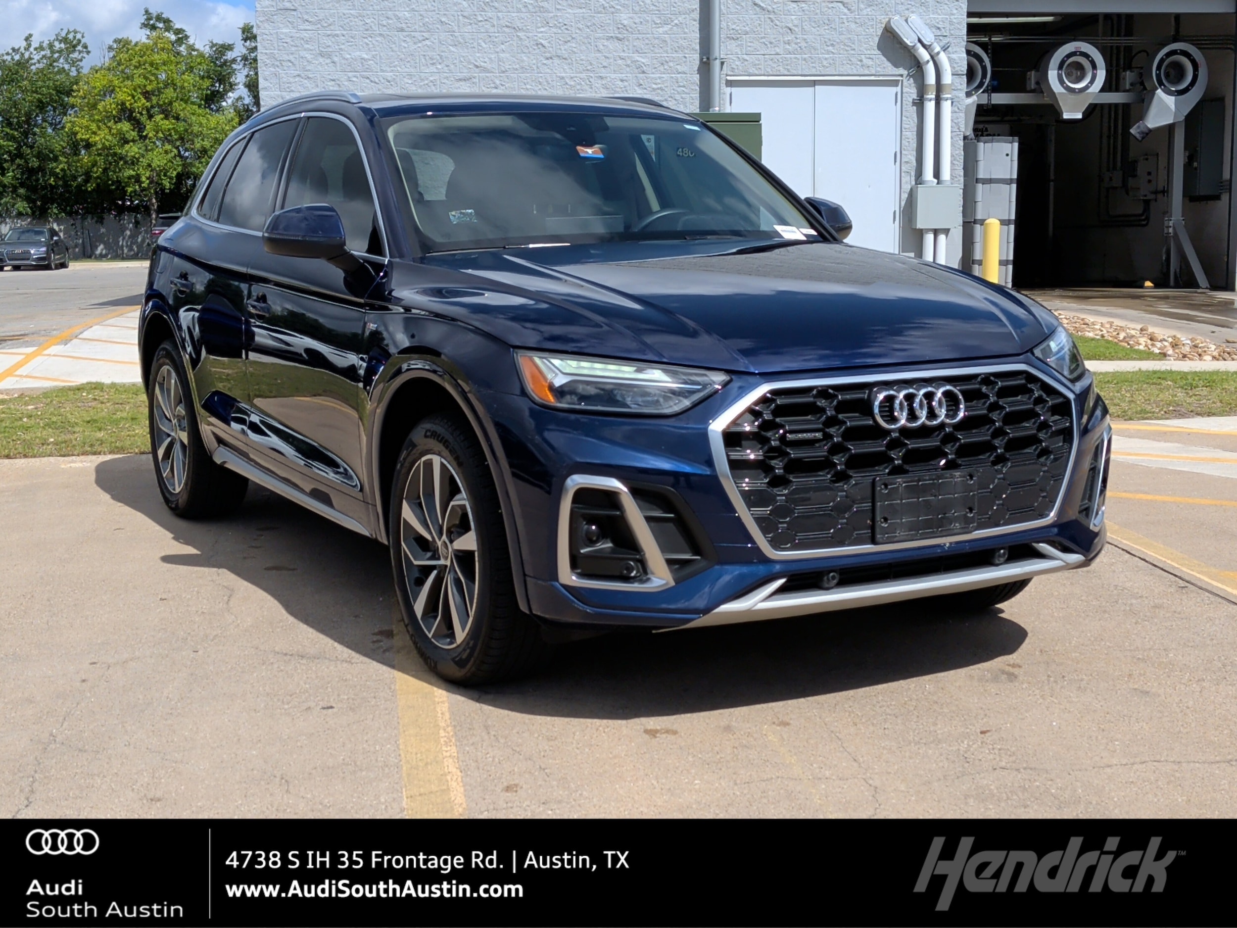 2023 Audi Q5 45 Premium's photo