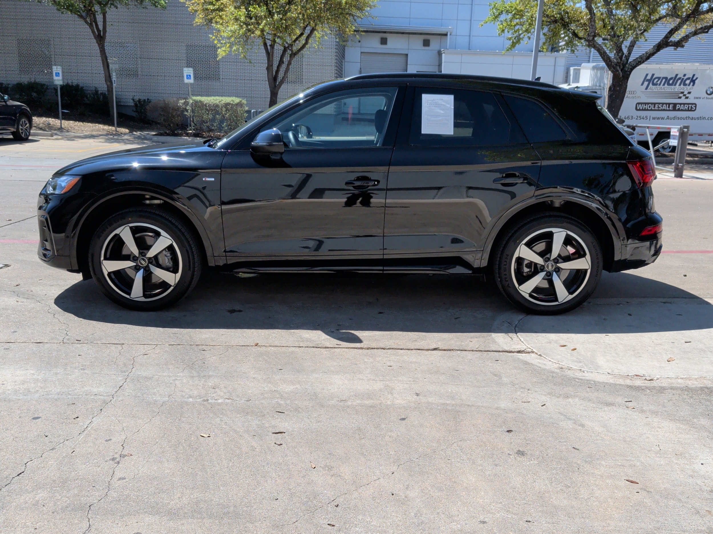 2023 Audi Q5 S line Prestige photo 6