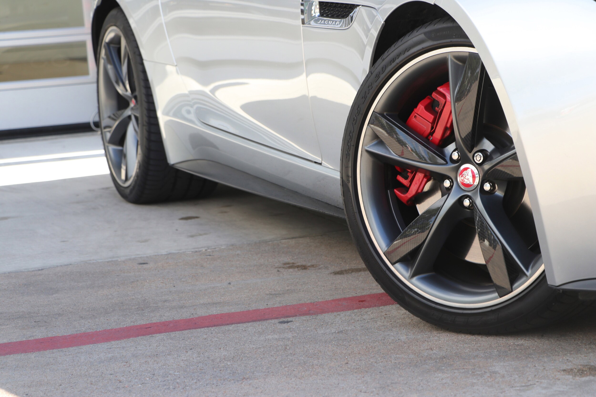 2015 Jaguar F-TYPE V8 S photo 3