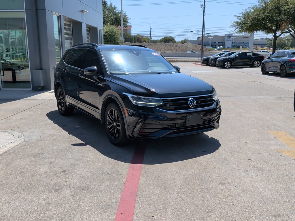 Used 2022 Volkswagen Tiguan SE R-Line Black SUV