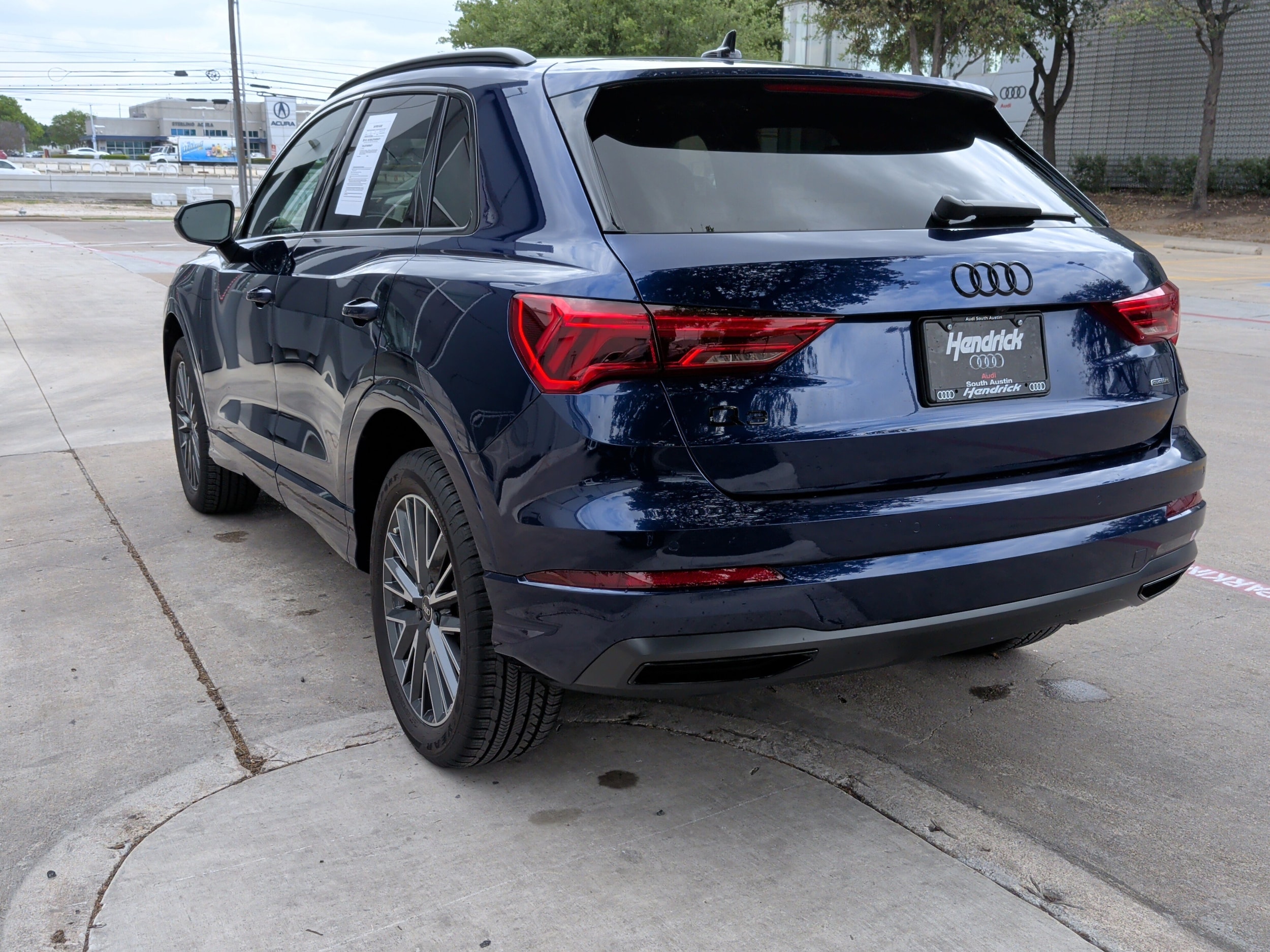 2023 Audi Q3 Premium photo 3