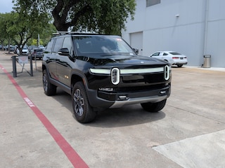 2023 Rivian R1S Adventure SUV