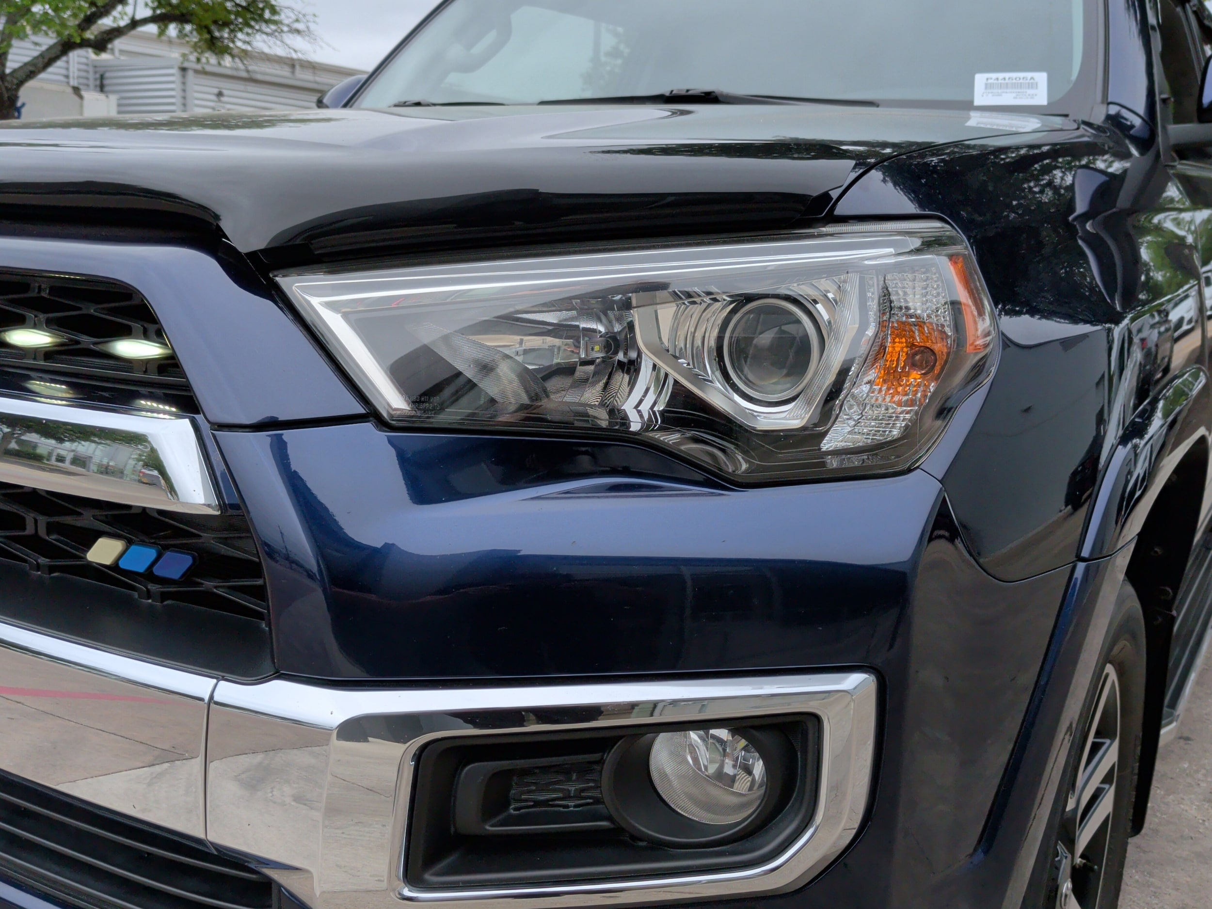 2018 Toyota 4Runner Limited photo 4
