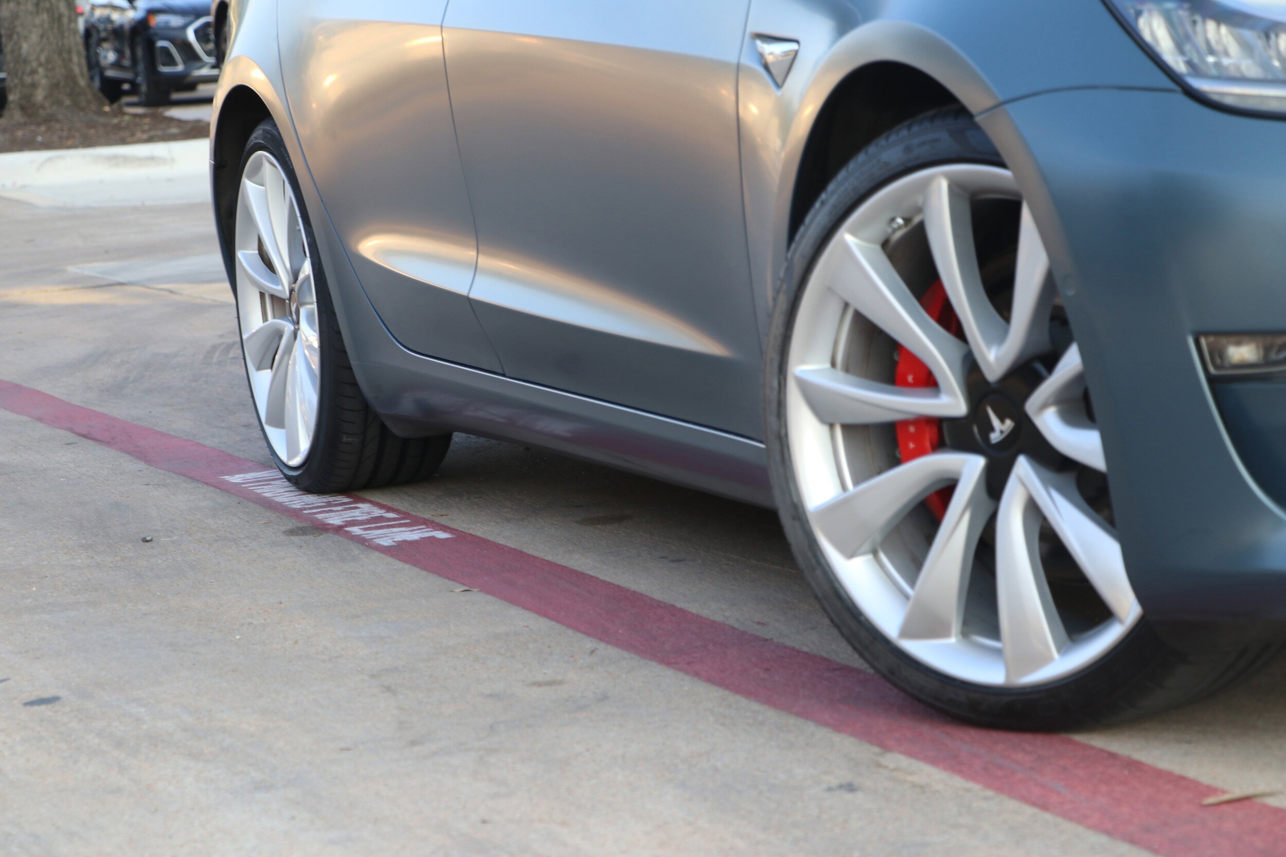 2018 Tesla Model 3 Performance photo 2