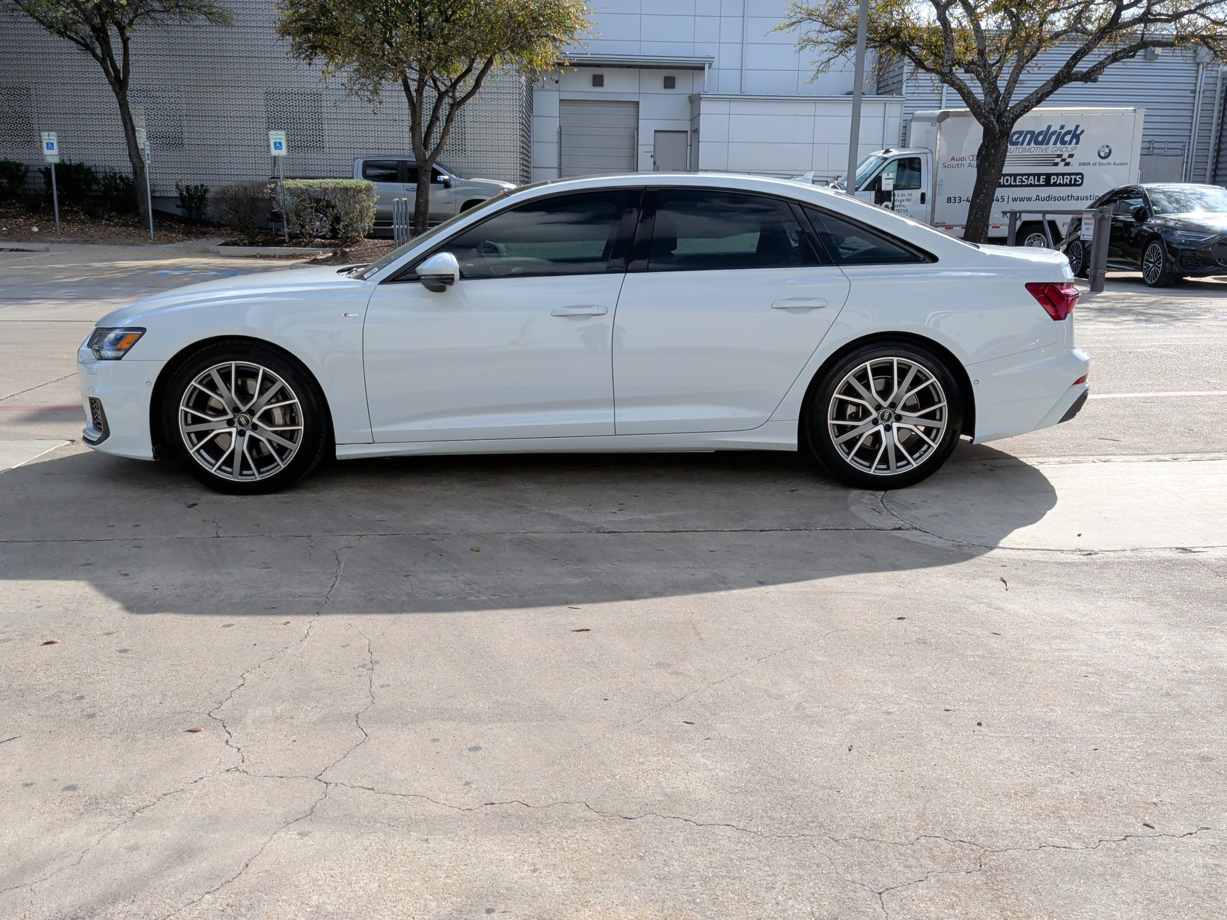 2023 Audi A6 Sedan Premium Plus photo 6