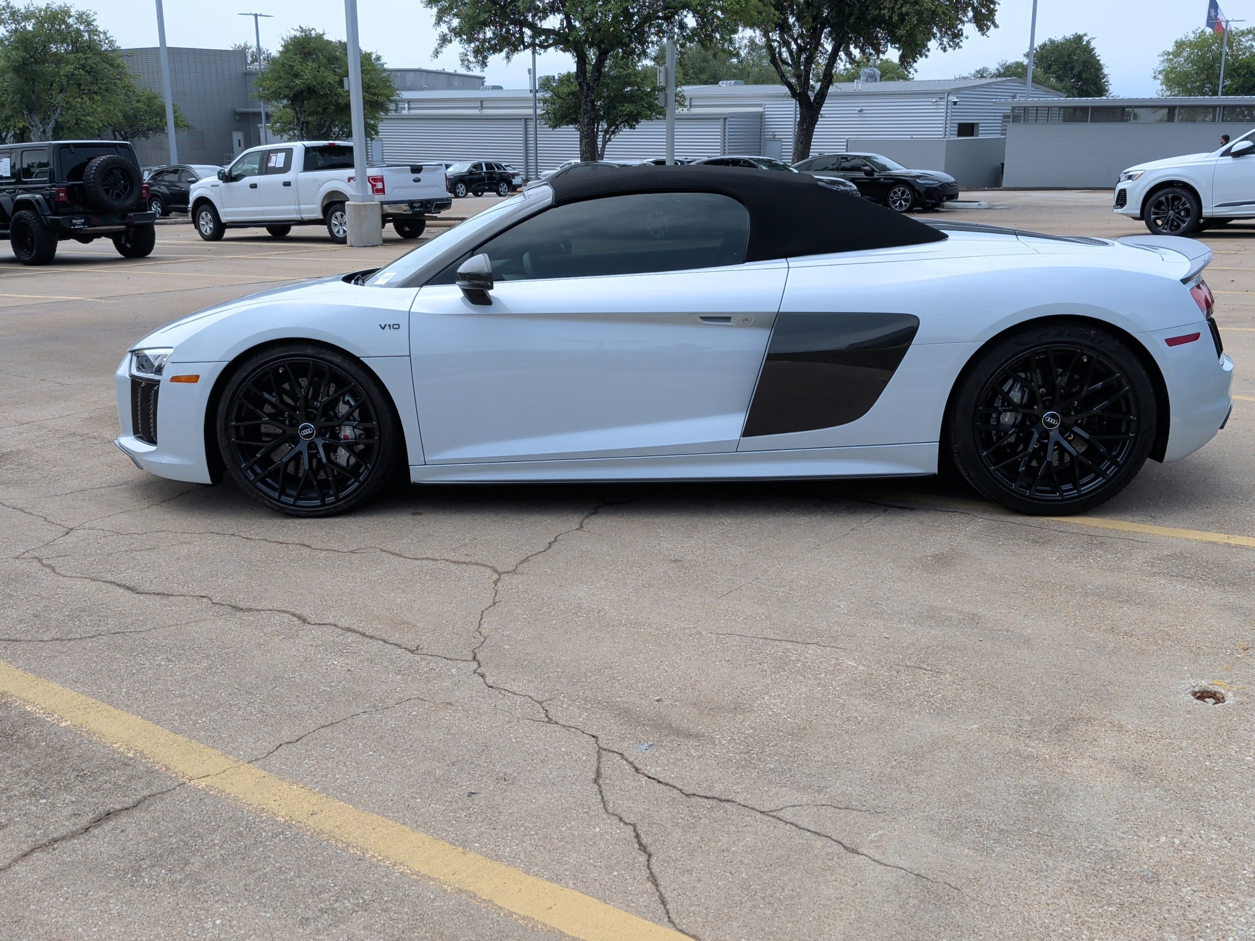 2018 Audi R8 Spyder V10 plus photo 5
