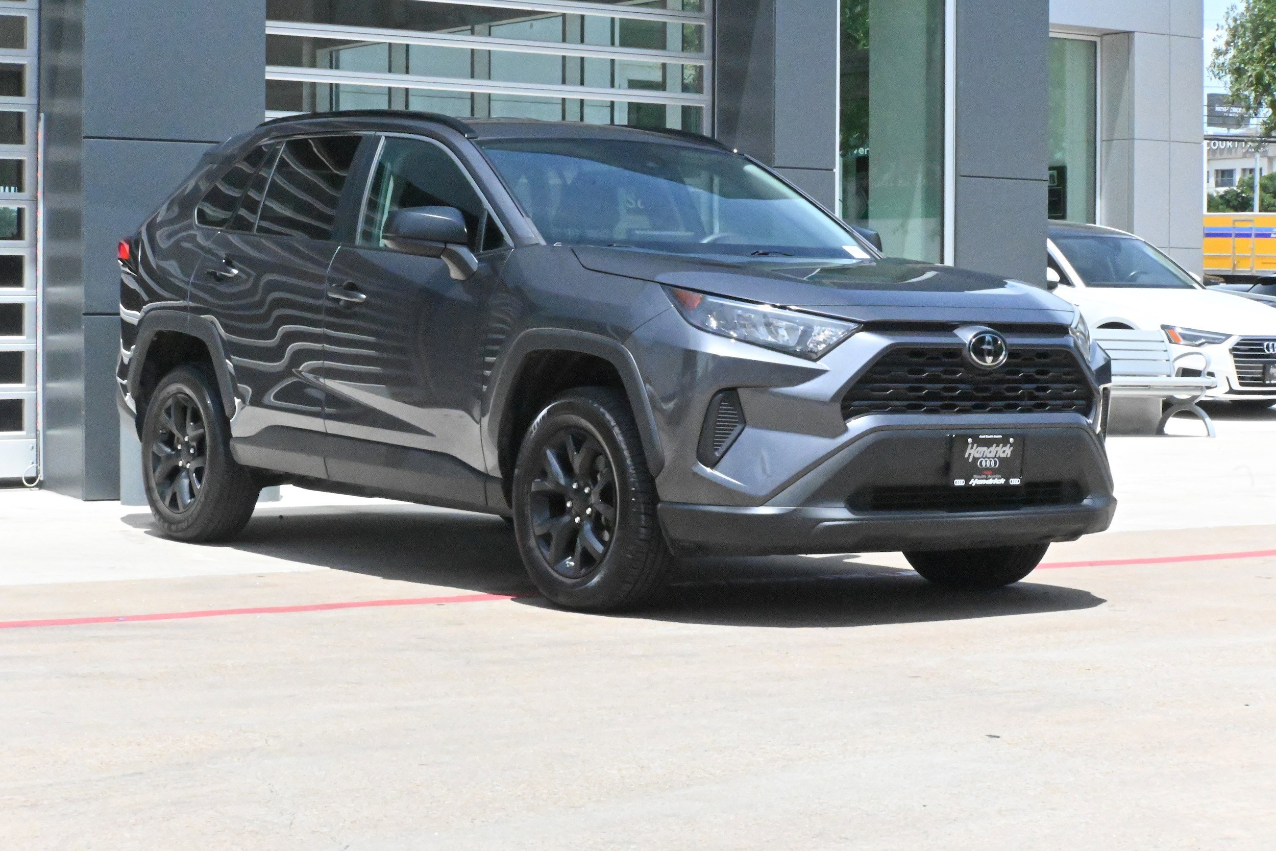 Used 2021 Toyota RAV4 LE with VIN 2T3H1RFV8MC168656 for sale in Northfield, Minnesota