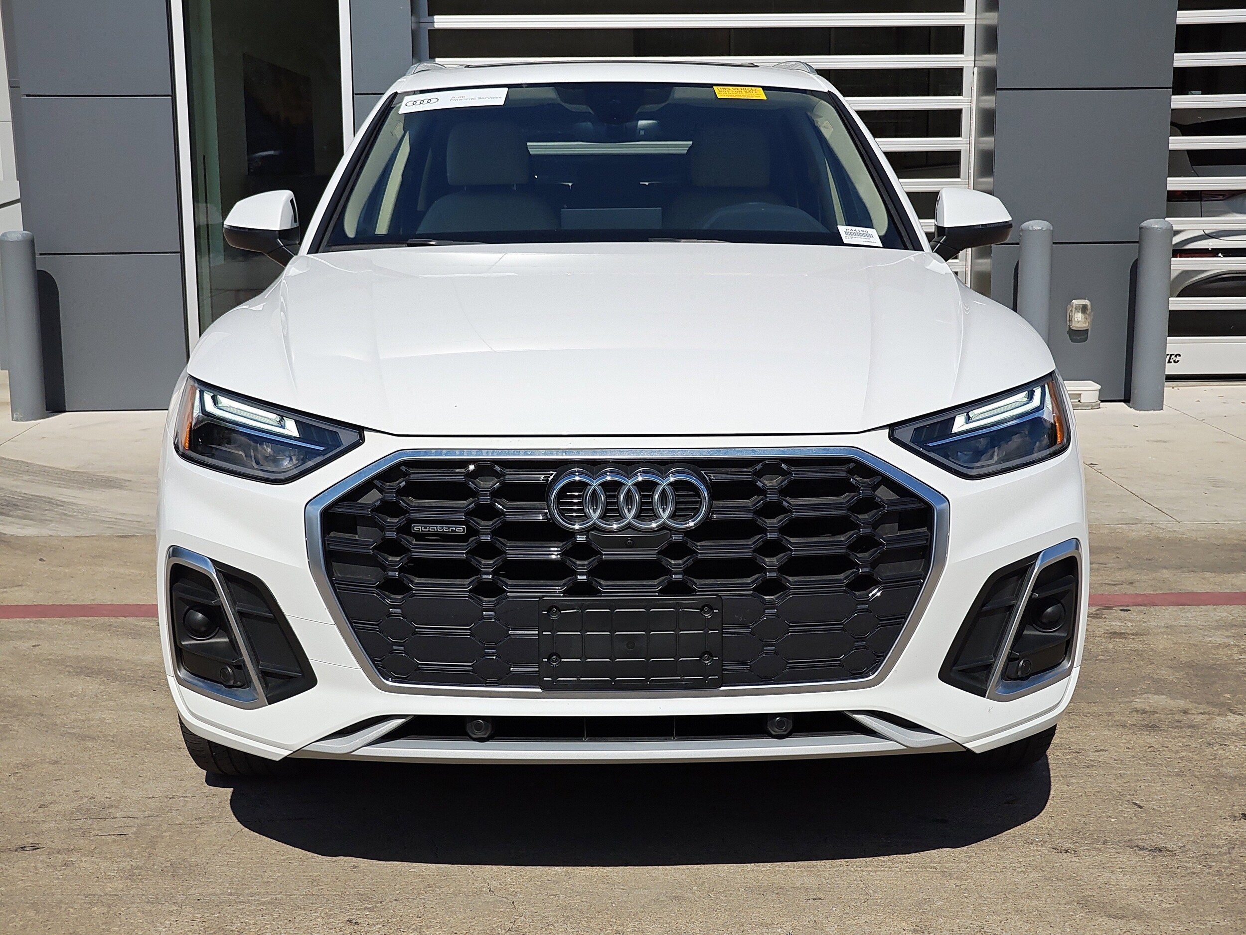 2022 Audi Q5 S line Premium Plus photo 3