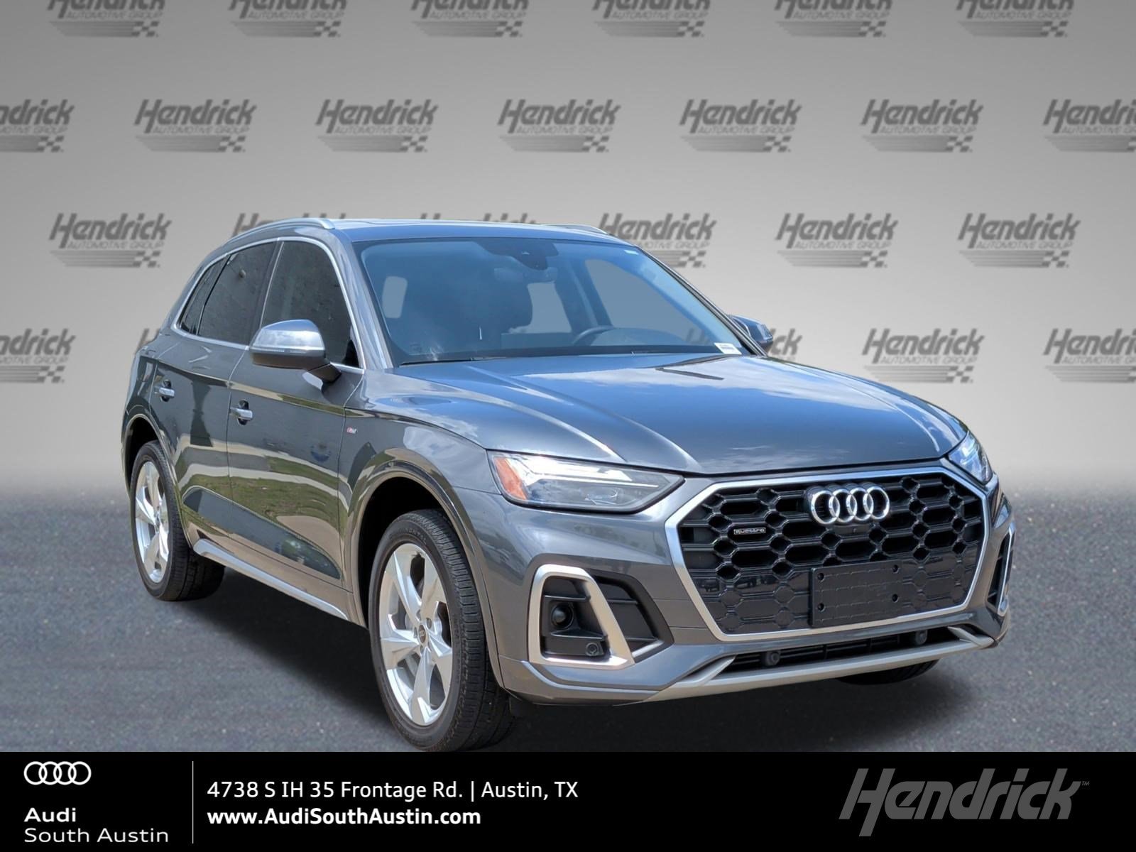 2023 Audi Q5 45 Premium Plus's photo