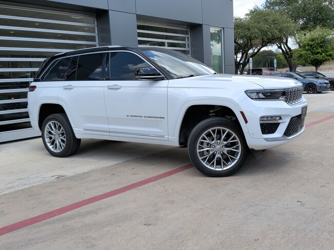 2023 Jeep Grand Cherokee Summit SUV