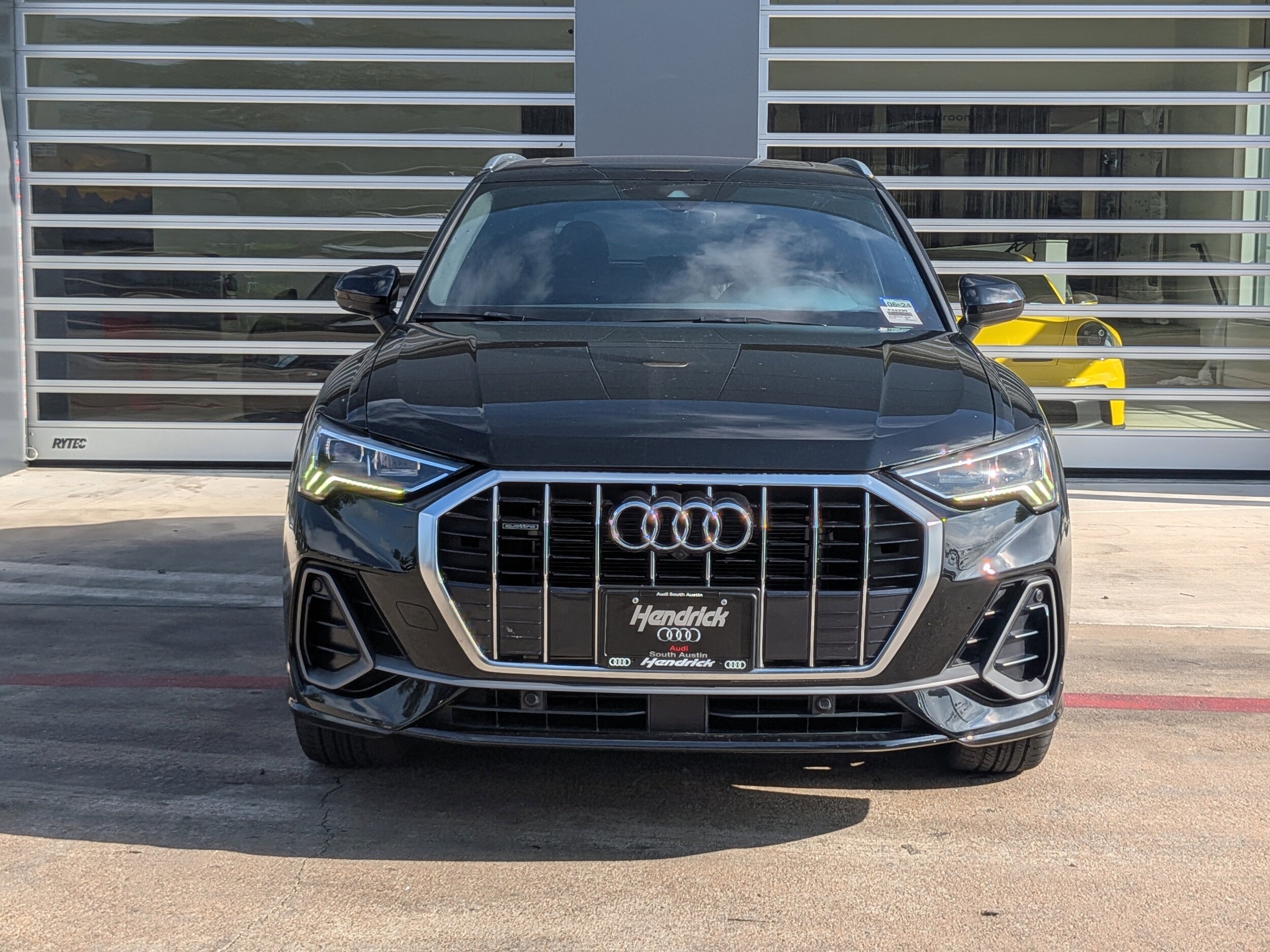 2022 Audi Q3 S line Premium Plus photo 2