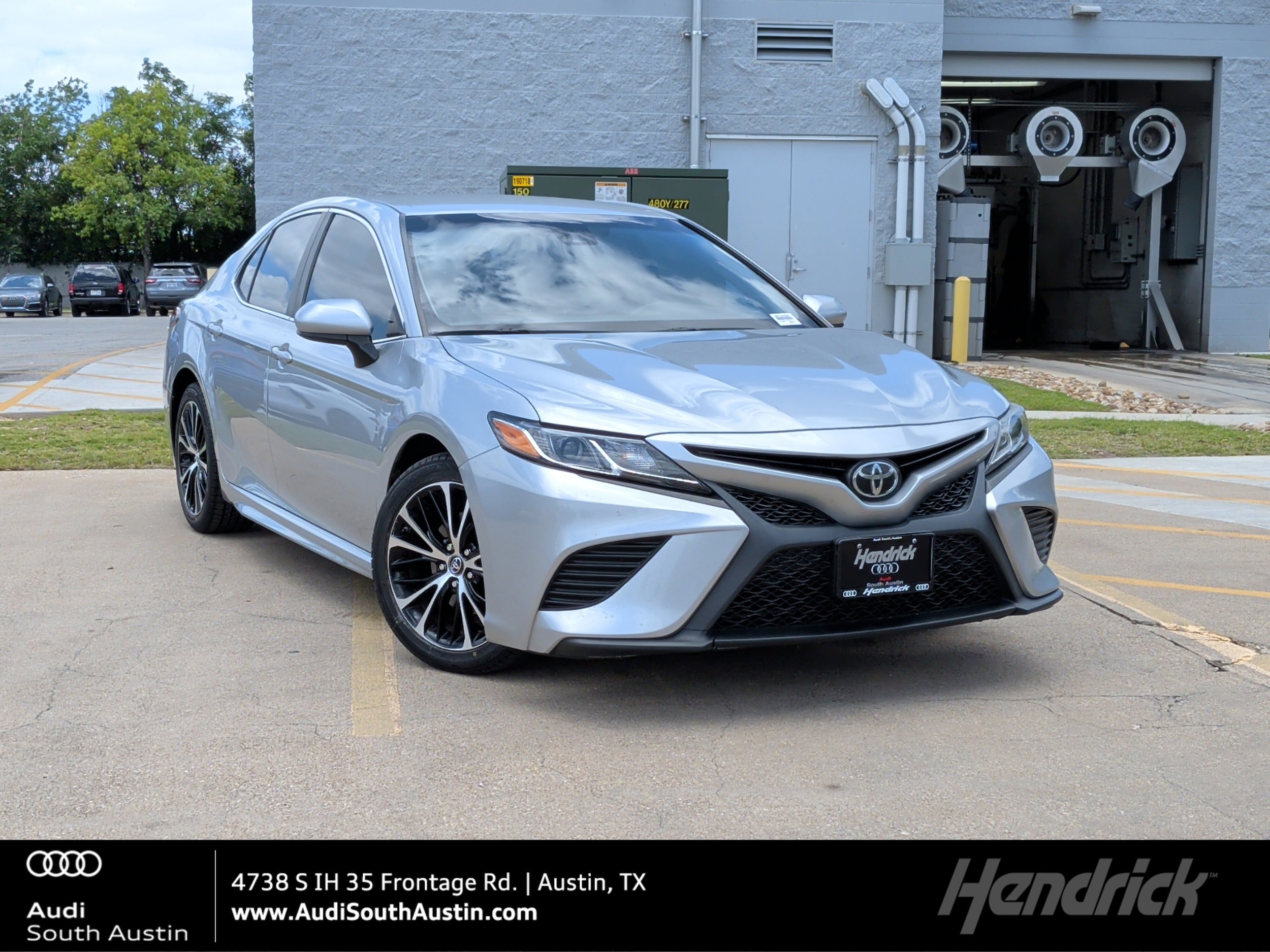 2018 Toyota Camry 2.5 Auto SE's photo